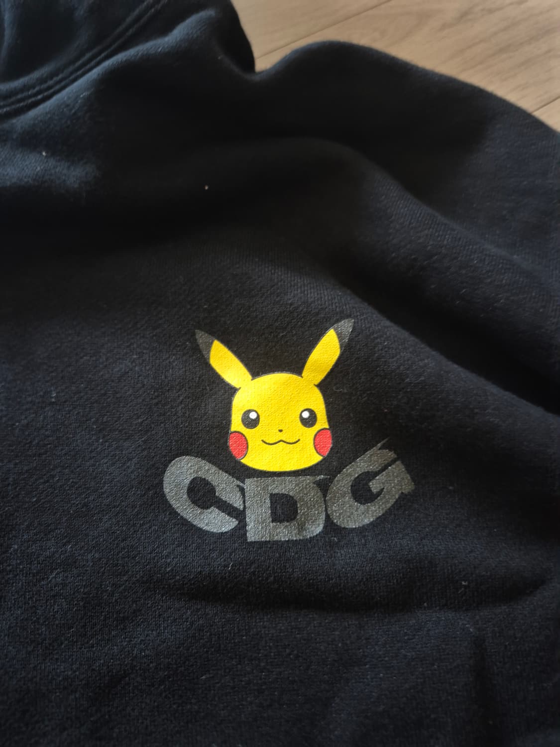 [새상품/M] CDG x 포켓몬 오버사이즈 후드 블랙 상품이미지2