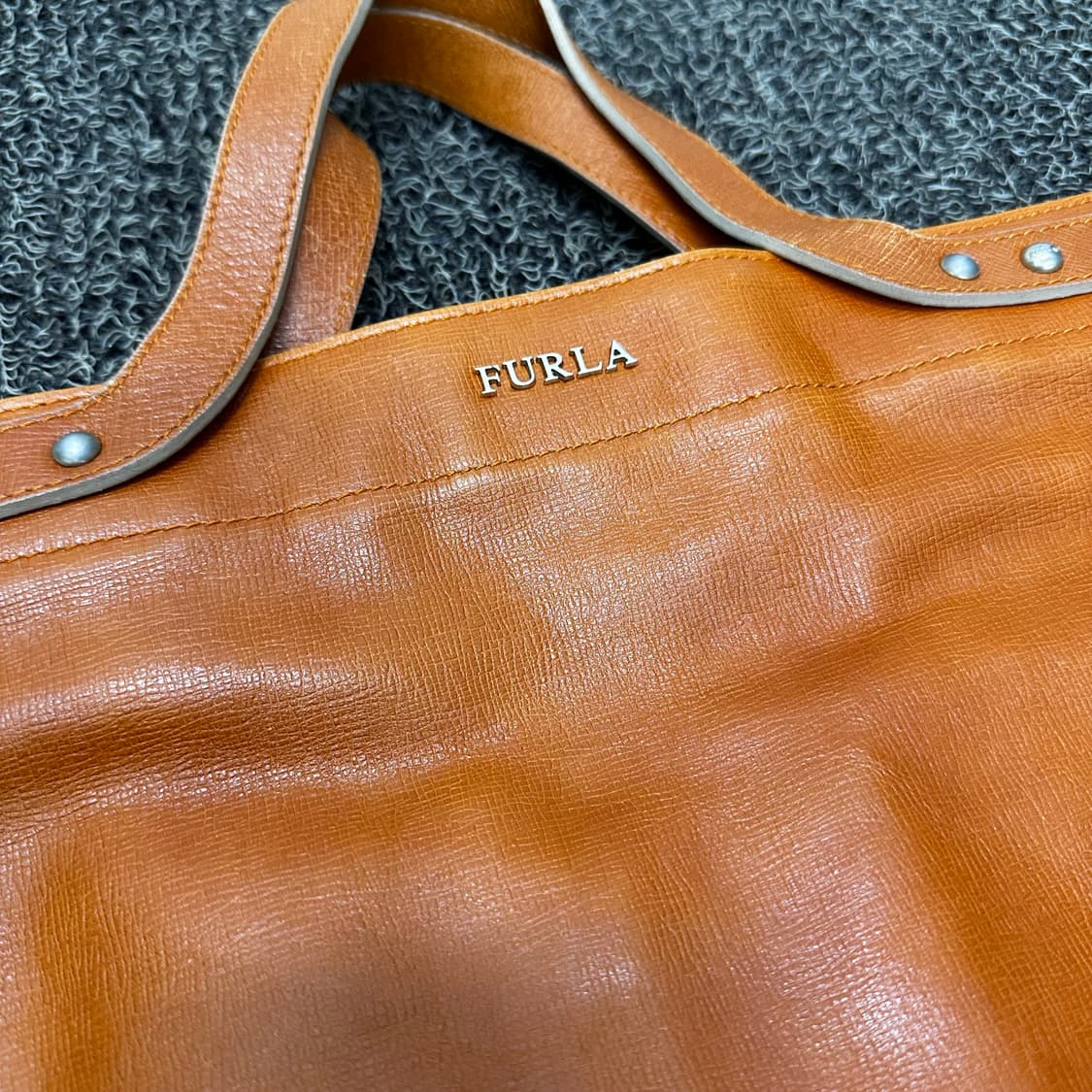 FURLA 훌라 토트백 가방 브라운 상품이미지2