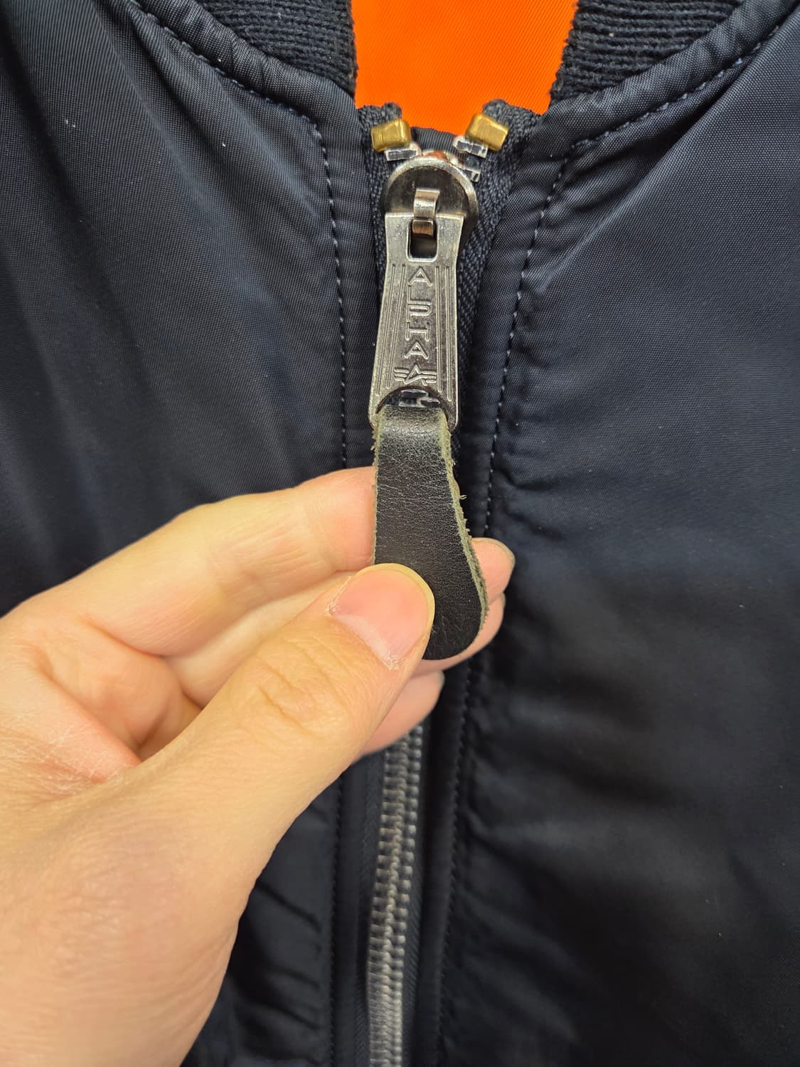 알파인더스트리 초겨울가을 ma-1 항공자켓 L 상품이미지3