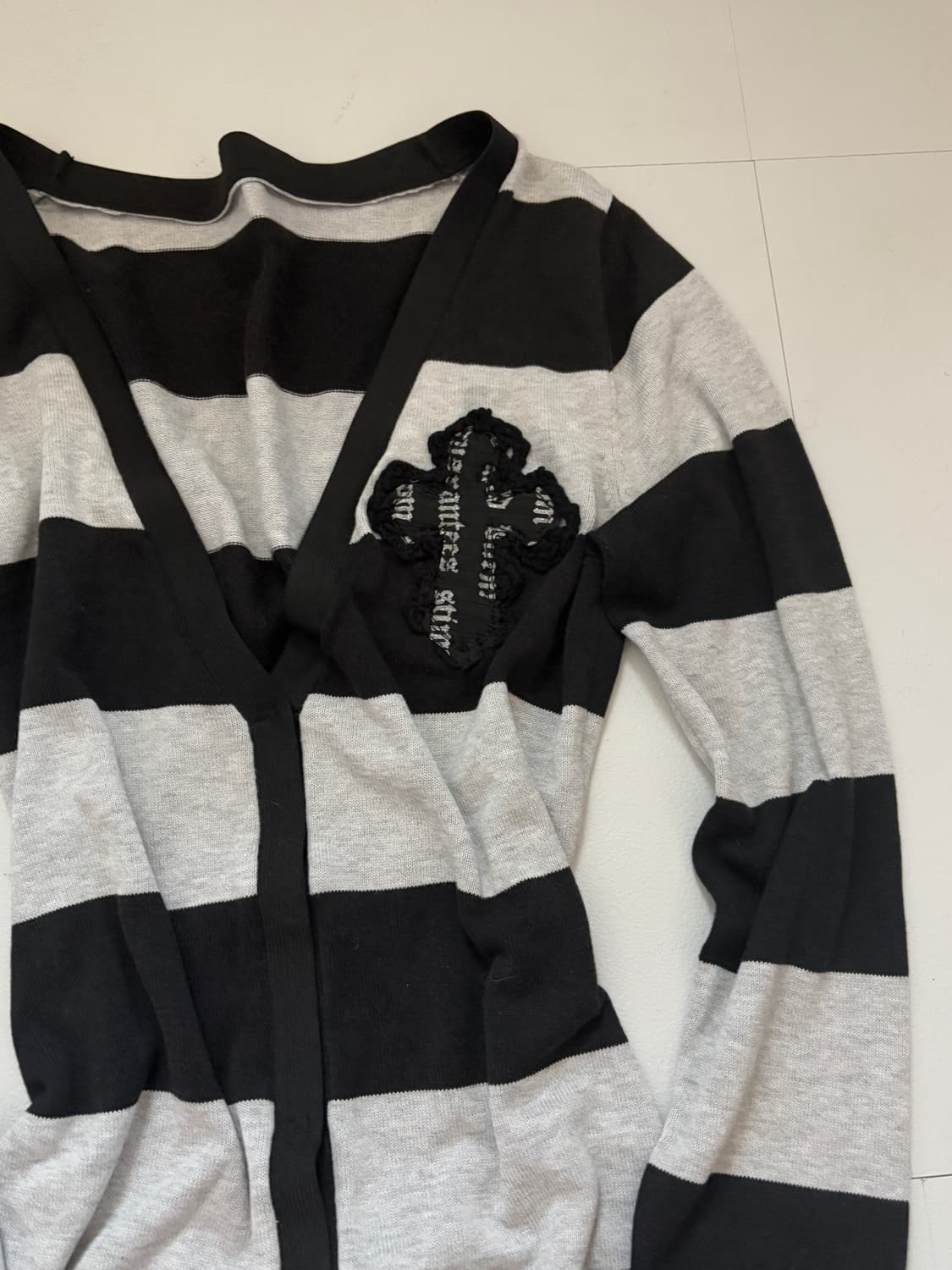 • striped cross-patch cardigan 상품이미지6