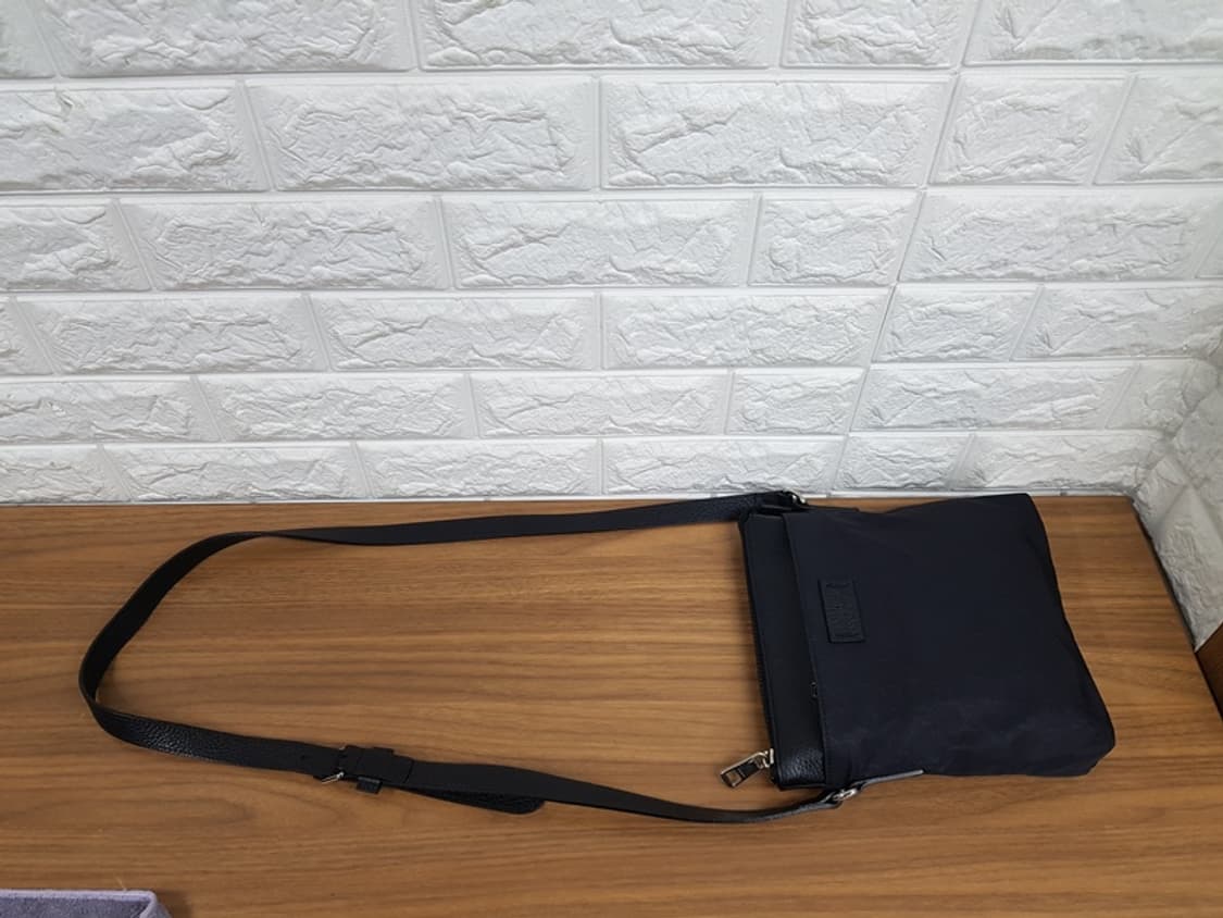 구찌 GG 크로스백 (정품 510339 나일론 블랙) 상품이미지6