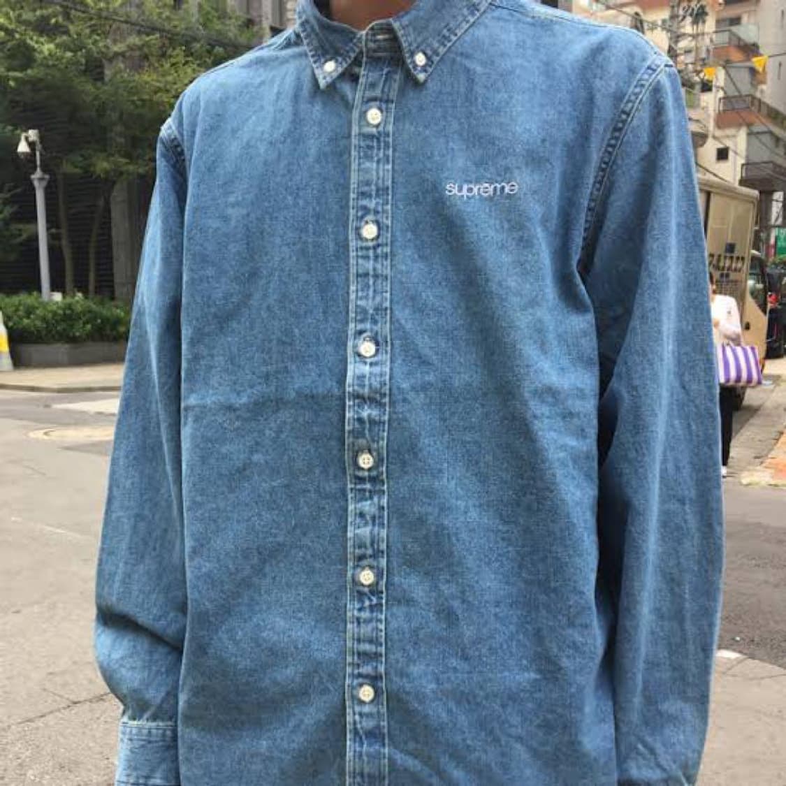 슈프림 Supreme Classic Logo Denim Shirt 상품이미지2