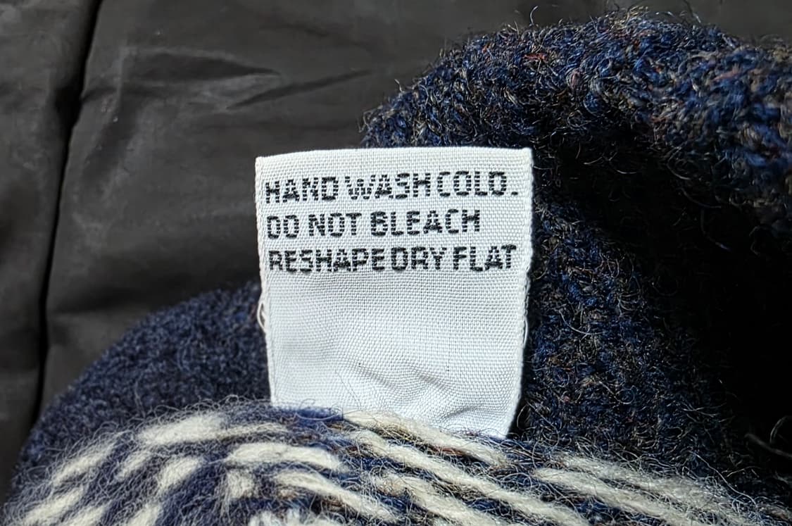 90s 이태리제 GIORGIO 순모 100% 투버튼 카라 니트티 상품이미지6