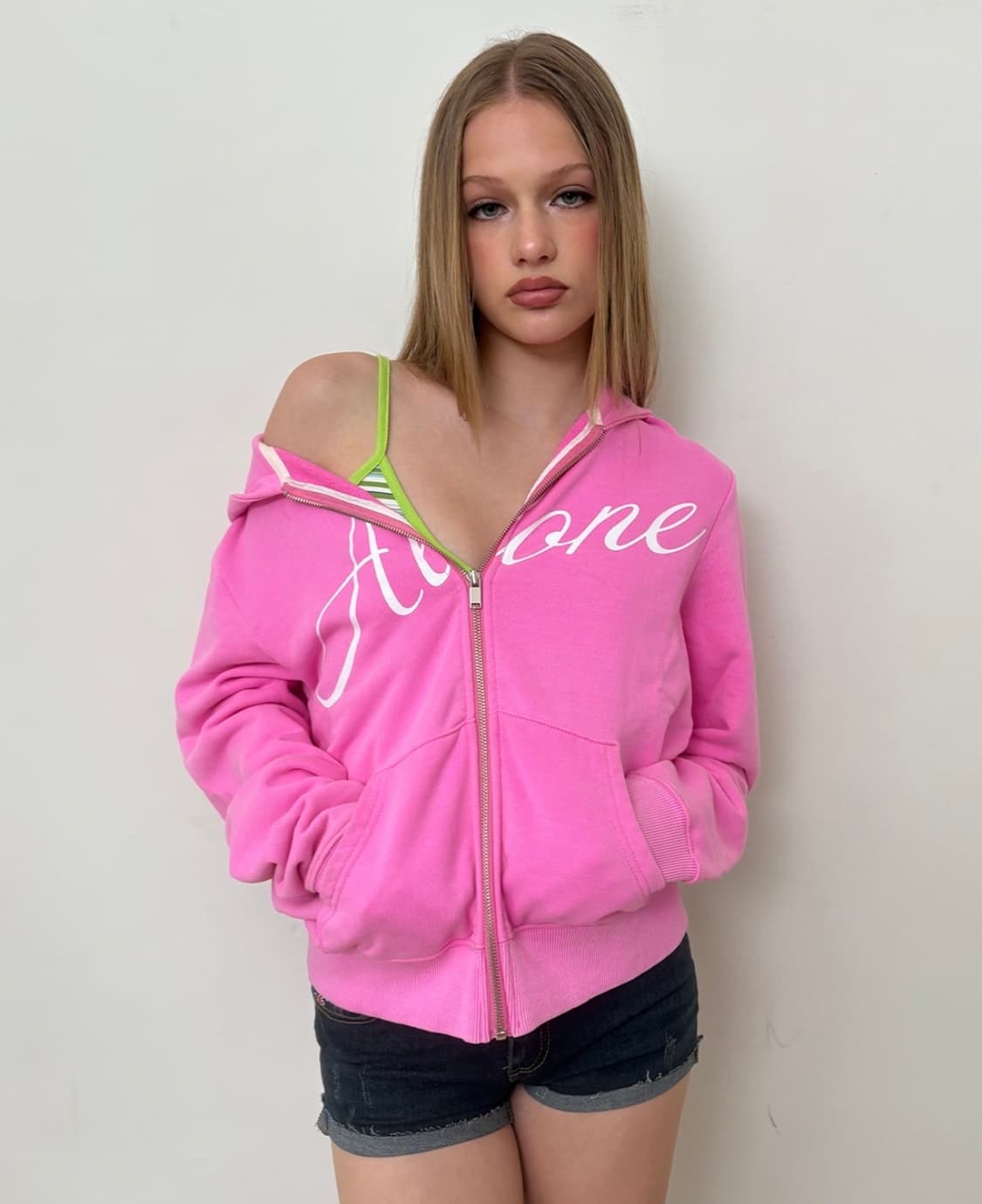 just haus 저스트 하우스 핫핑크 후드 집업 상품이미지1