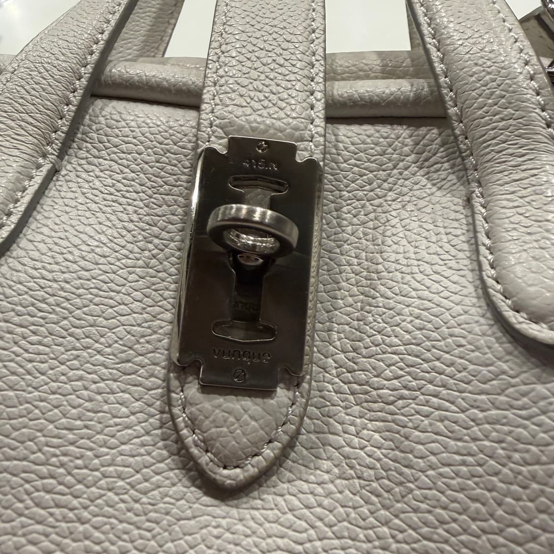 분크 아이보리 토트백 겸 숄더백 상품이미지3