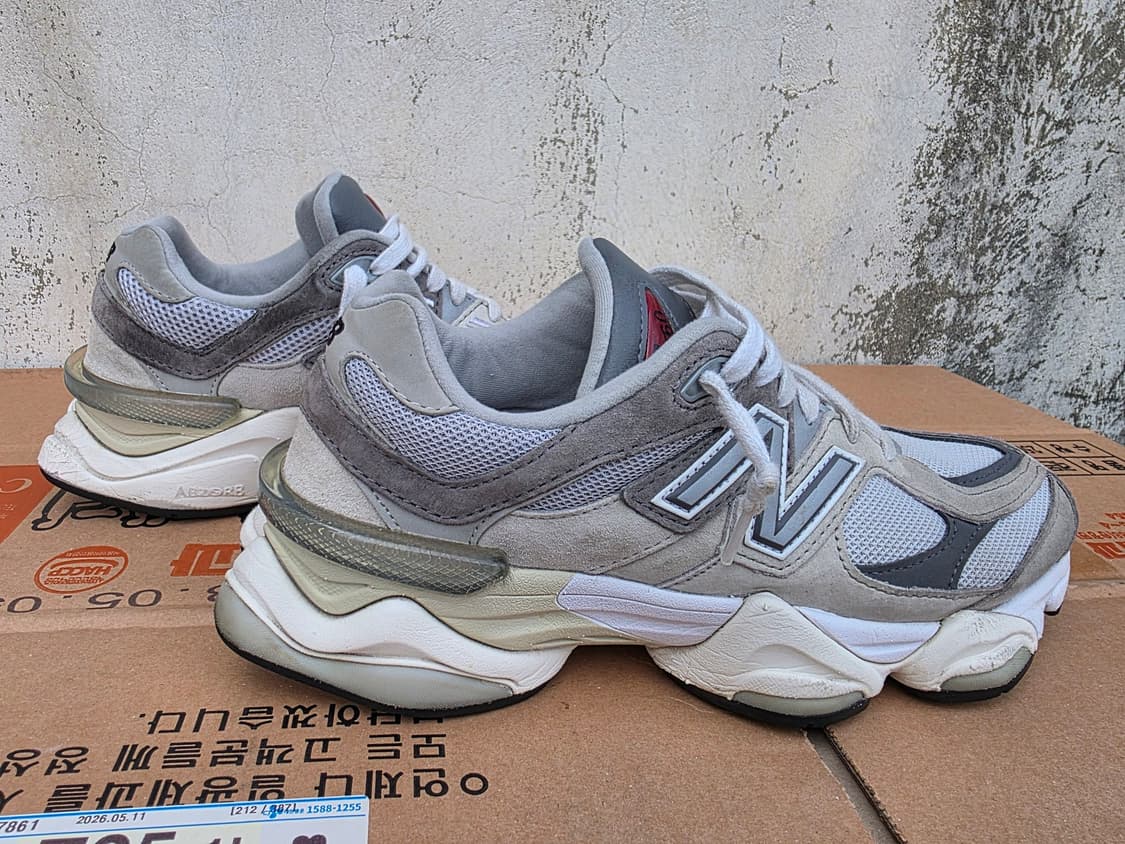 뉴발란스 9060 U9060GRY 그레이 240 상품이미지2