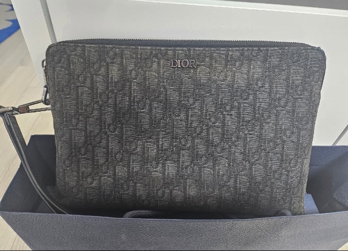 디올 클러치백 a4 상품이미지3