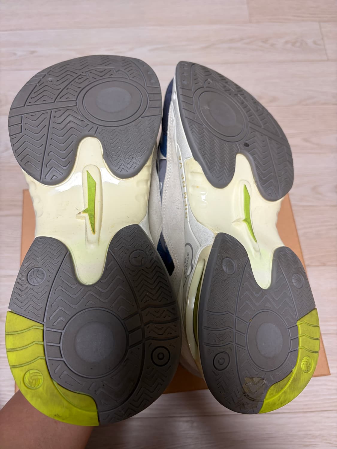 프리미아타 샤키 운동화(41사이즈) 상품이미지7