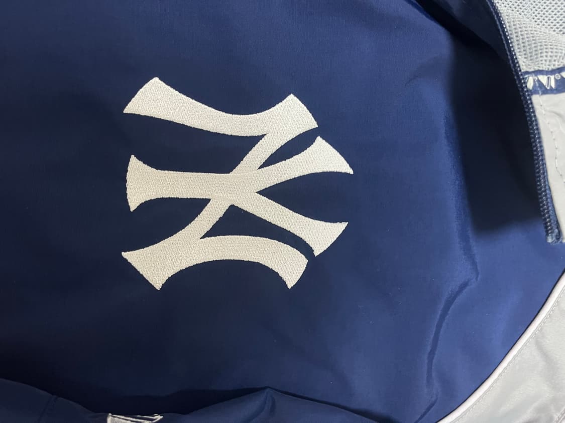 마제스틱 뉴욕 양키스 바람막이 자켓 판매 XXL 상품이미지3