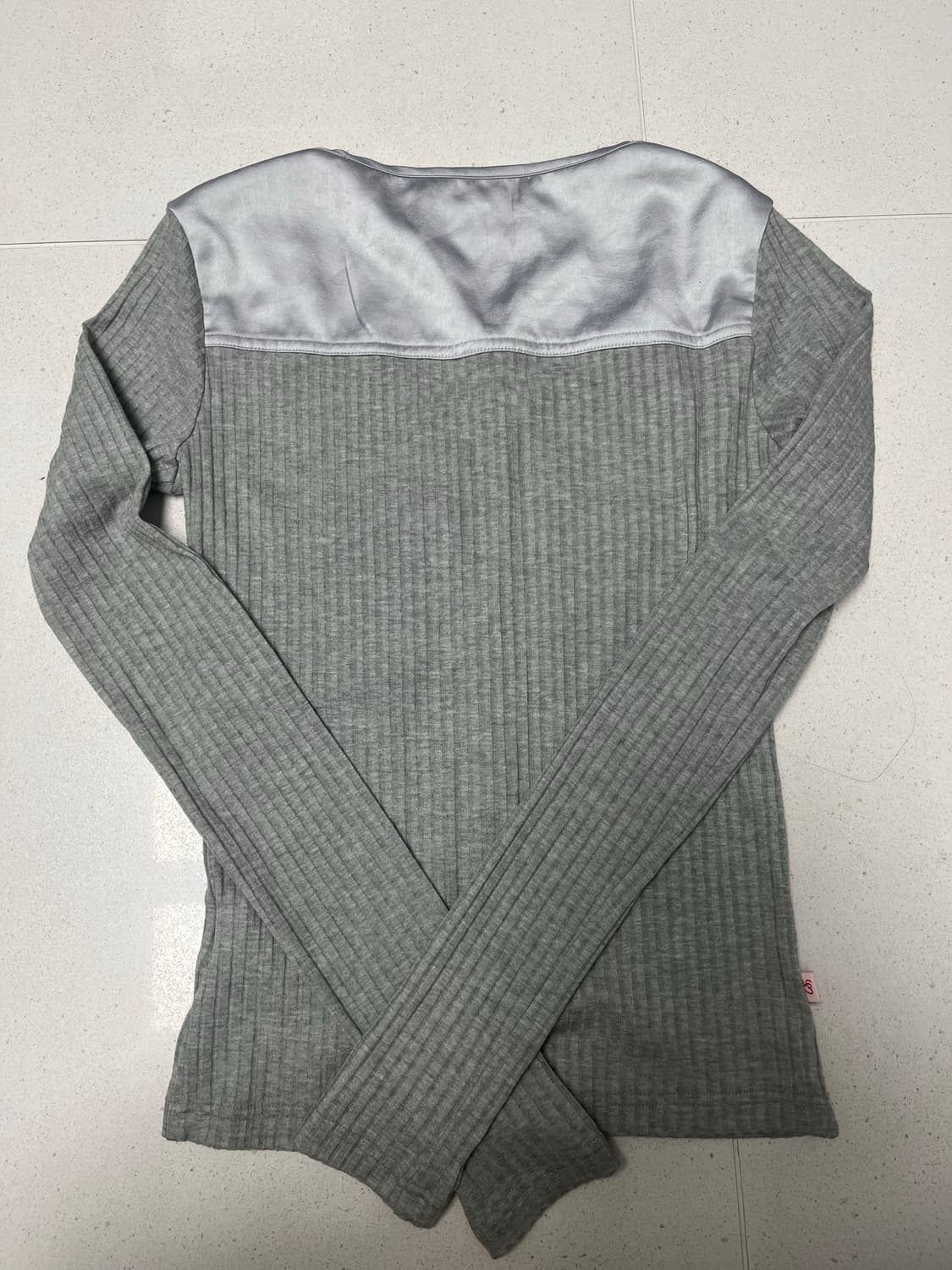 아수라 새틴 지퍼 티 상품이미지5