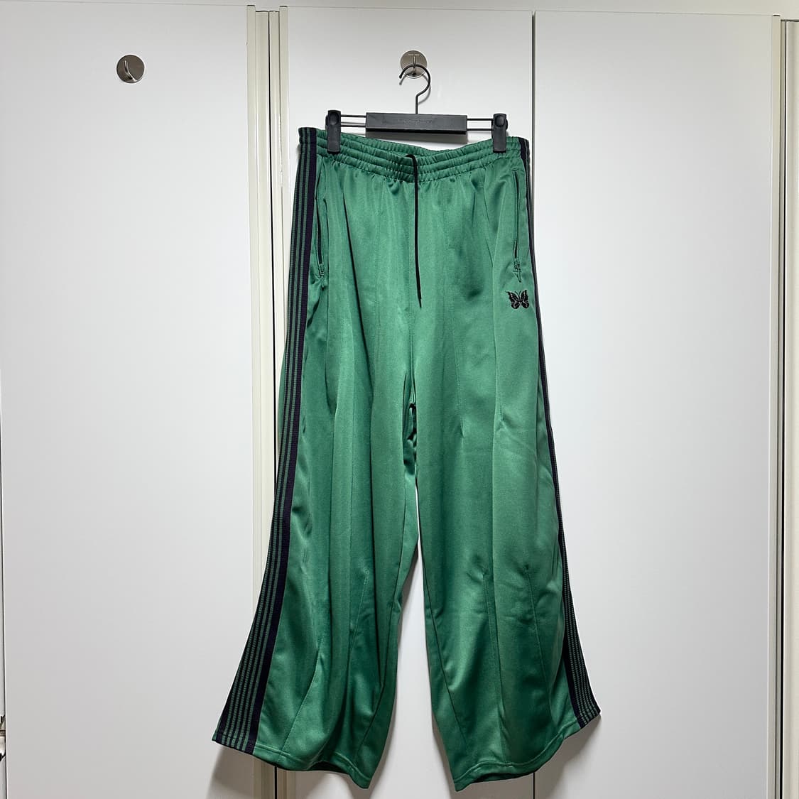 니들스 HD트랙팬트 상품이미지1