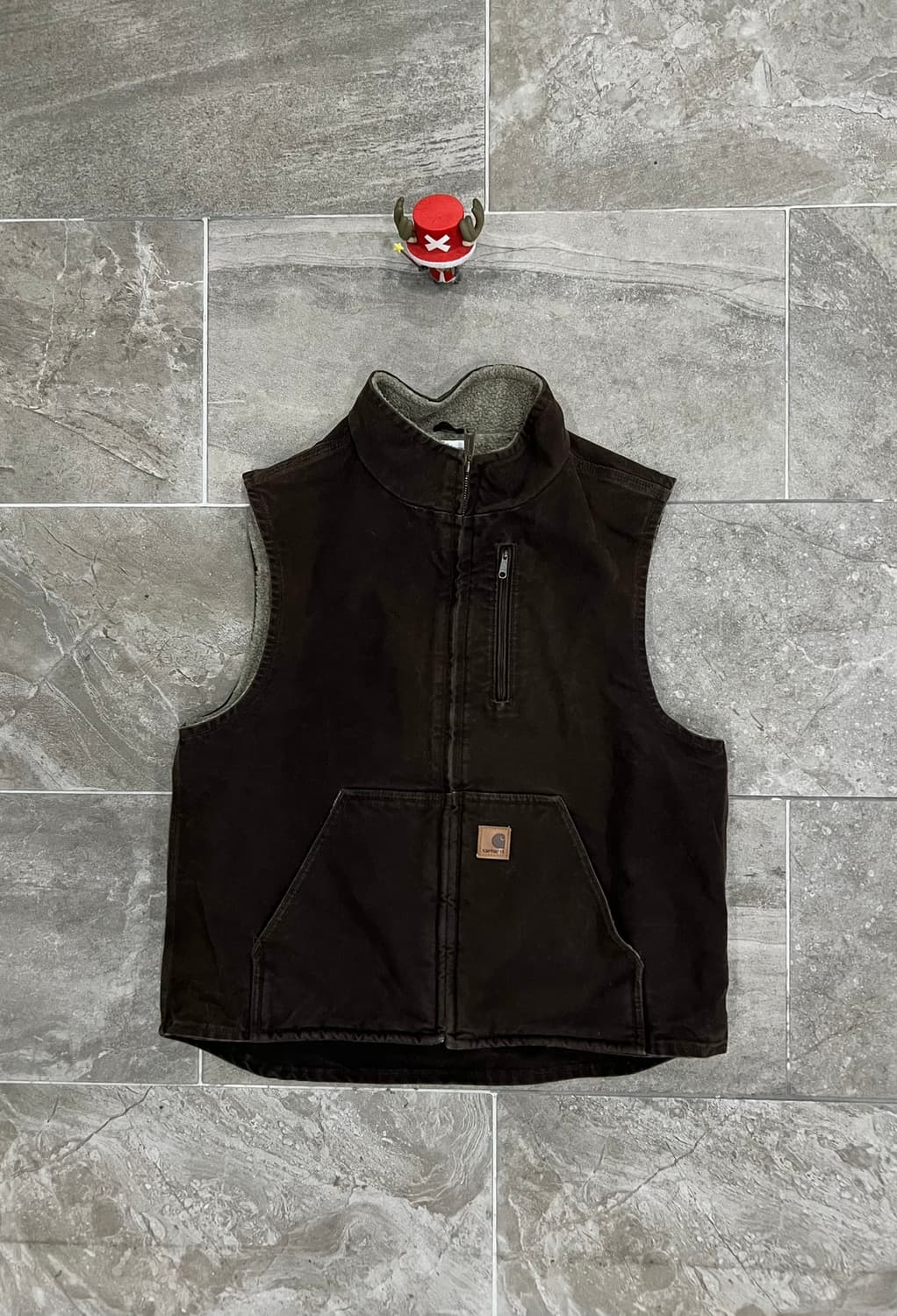 (L)칼하트 셰르파 넥 조끼베스트 V33 DKB 다크브라운 상품이미지1