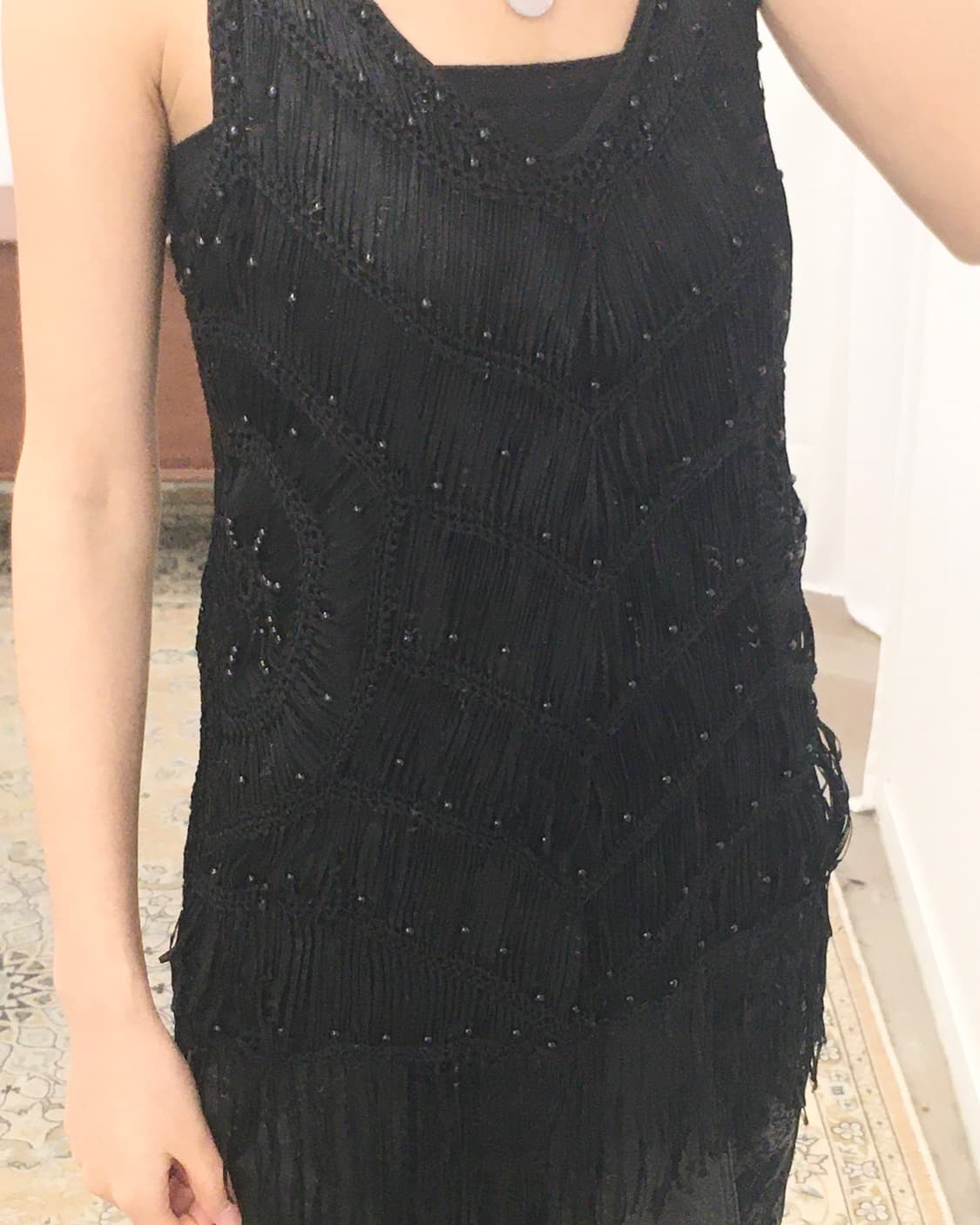 블랙 비즈 슬리브리스 상품이미지4