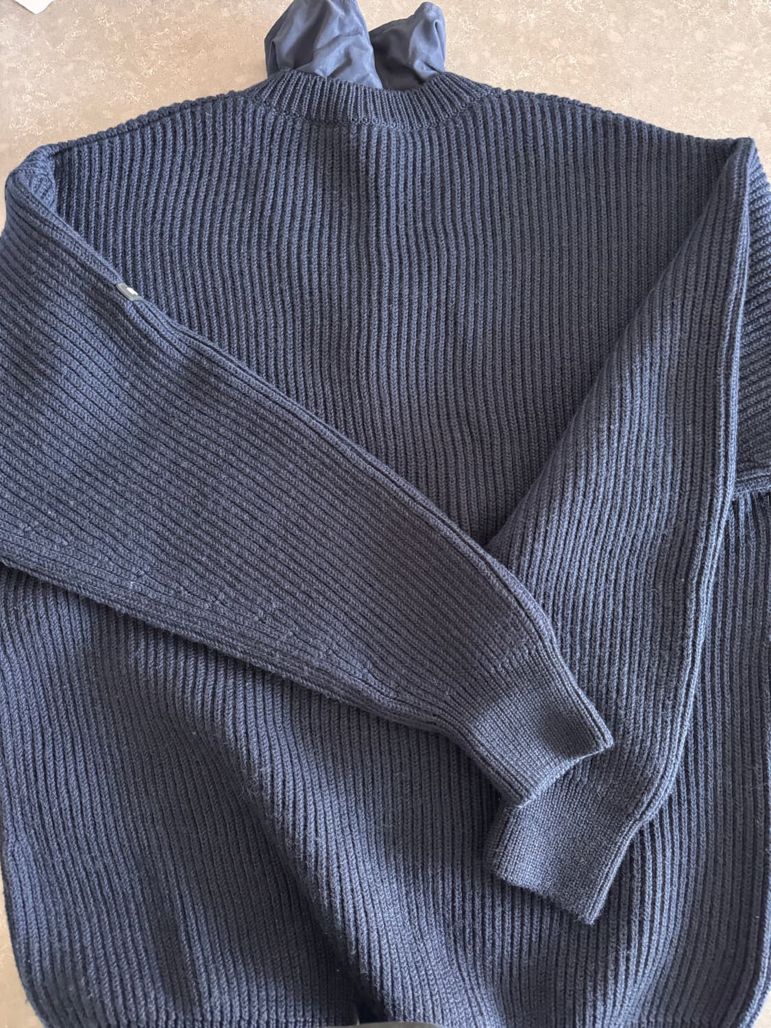 발렌시아가 니트집업 xs 상품이미지5