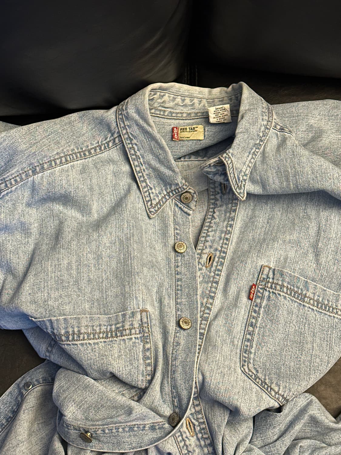리바이스 레드탭 데님셔츠 상품이미지1