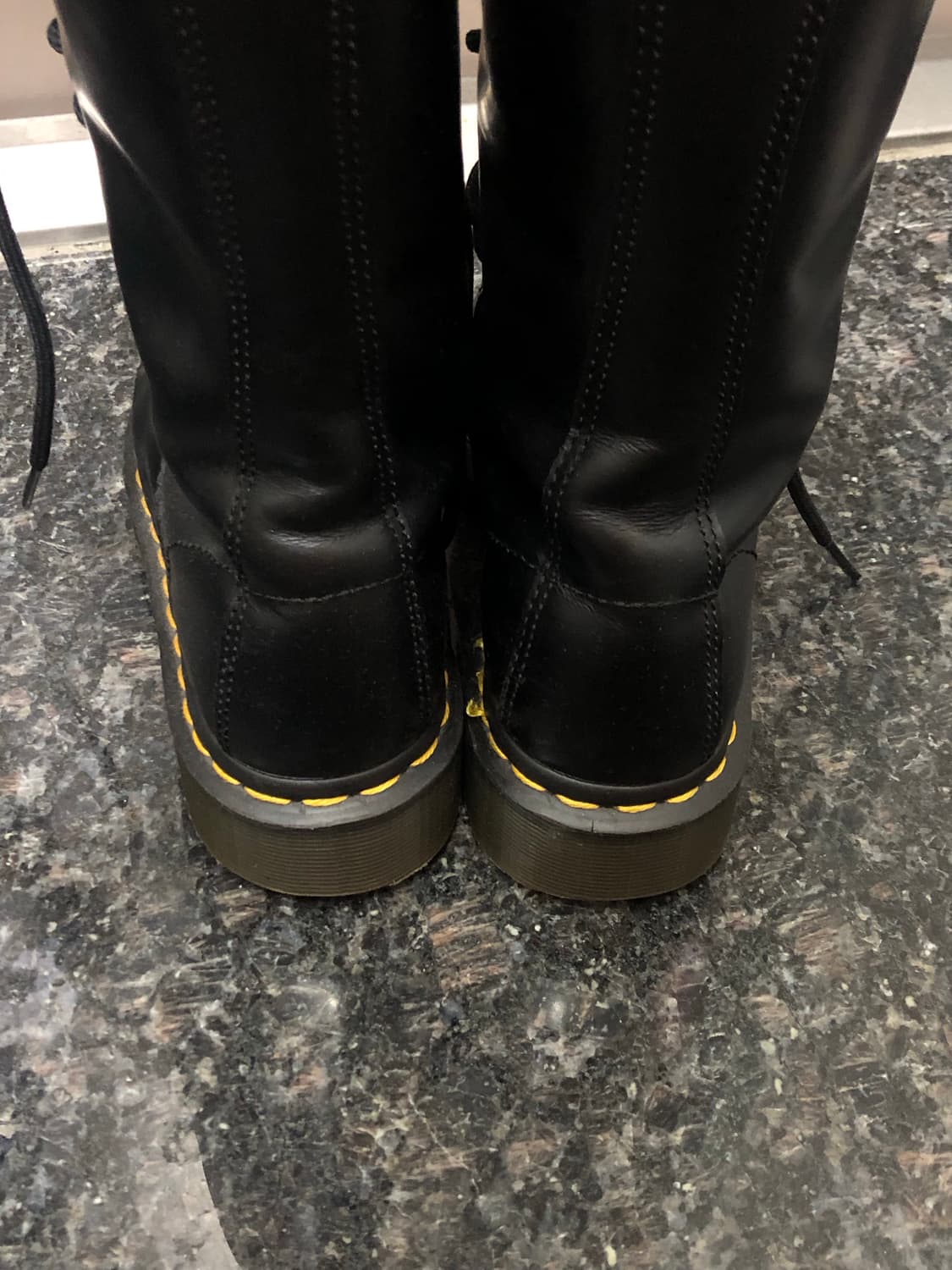 [230] 닥터마틴 14홀 UK3 상품이미지3