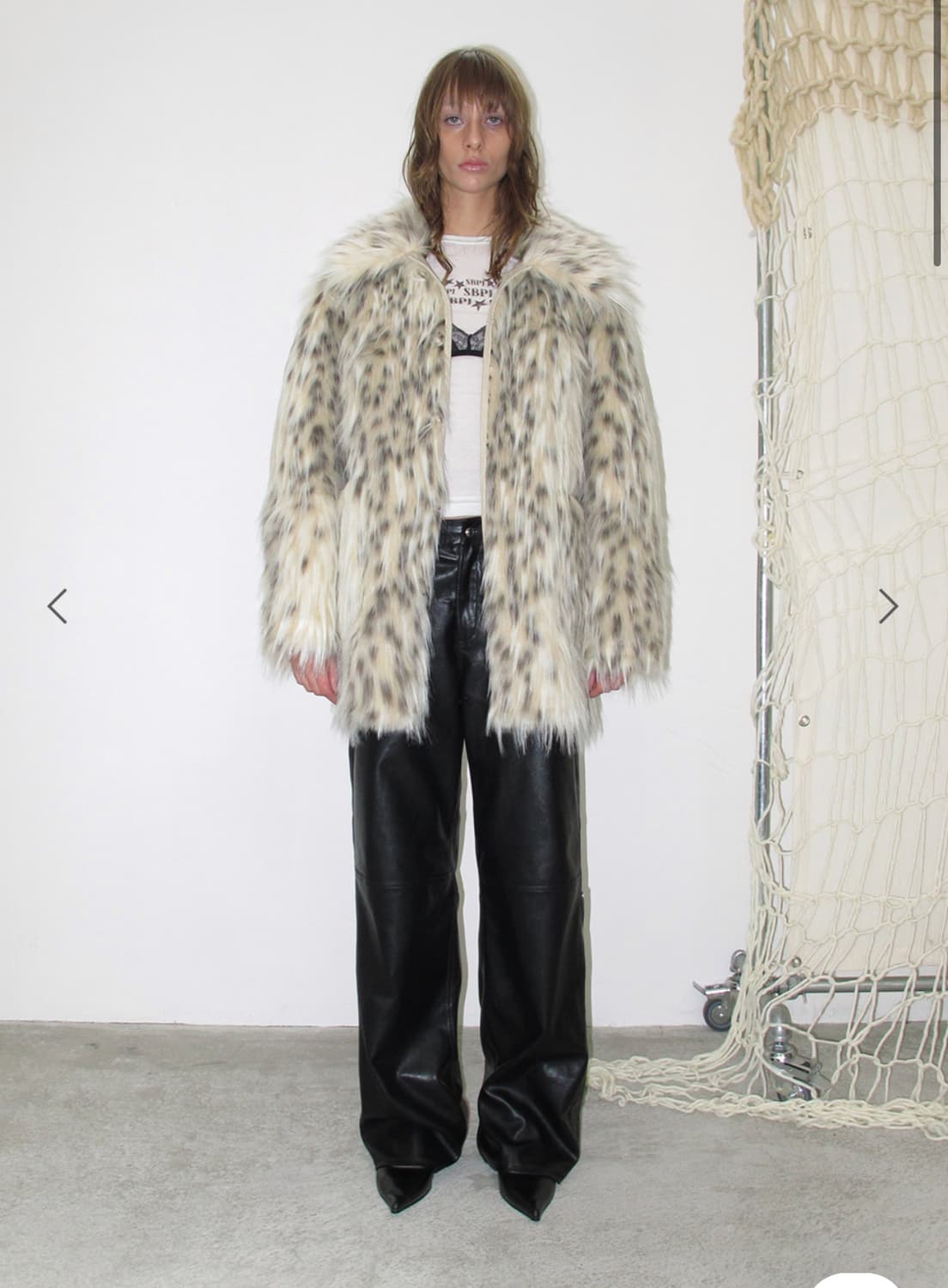 썬번프로젝트 퍼자켓 상품이미지1