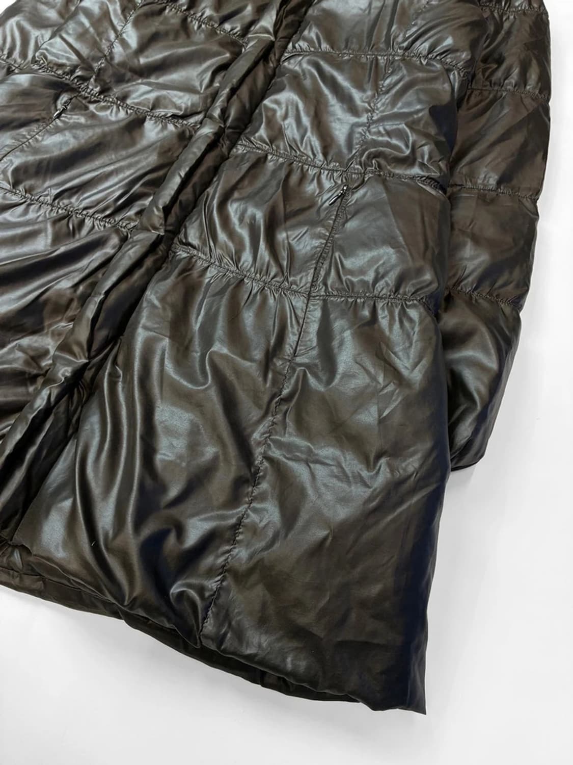 이세이미야케 00's FETE 라인 경량 카라 롱 패딩 PN5594 상품이미지3