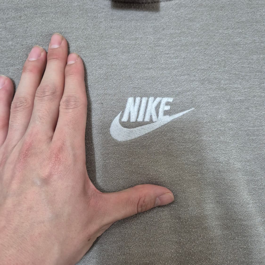 나이키 미들로고 맨투맨 스웻셔츠 상품이미지4