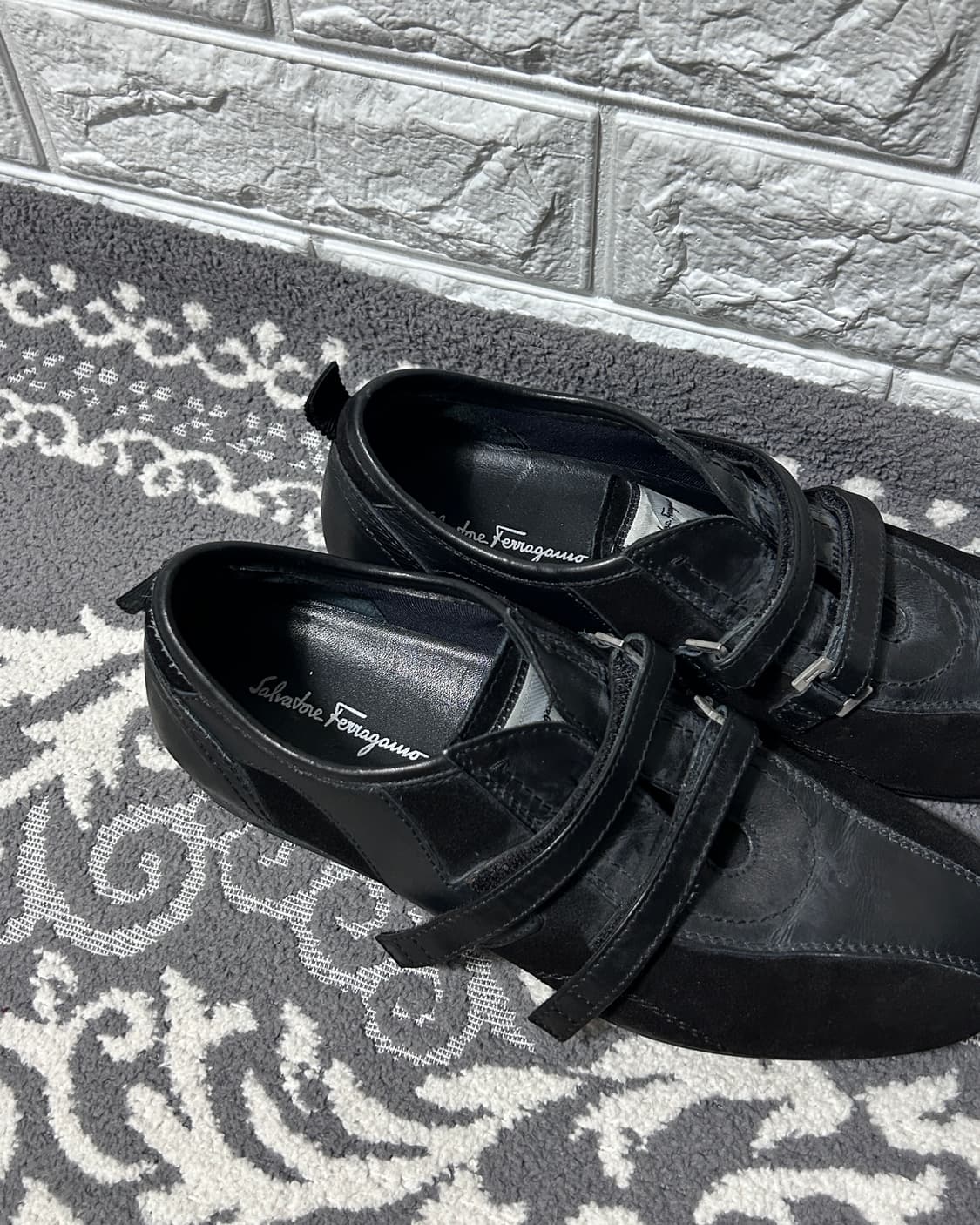 살바토레 페라가모 더블 스트랩 레더 스니커즈 상품이미지4