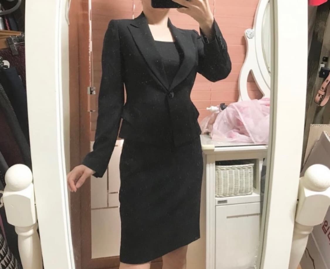 새제품ㅡ 미니멈 블랙 투피스 스커트정장 55/스커트는 수선필요 상품이미지1