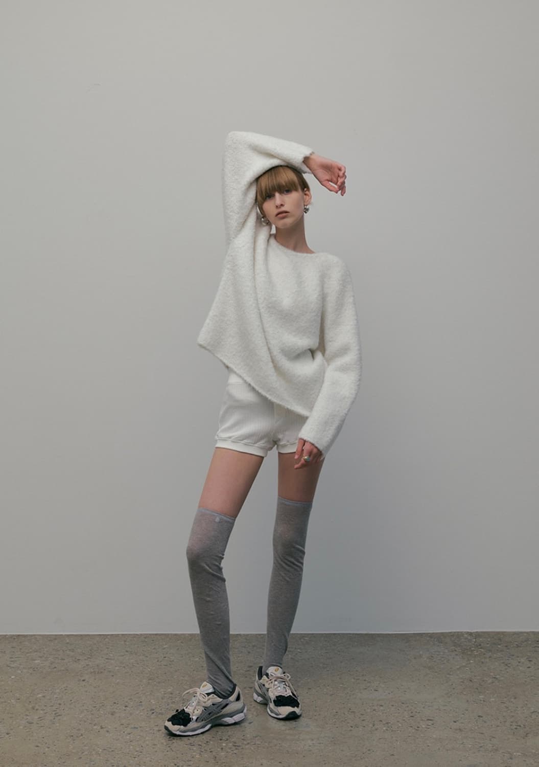 오버듀플레어 퍼울 니트 아이보리 상품이미지2