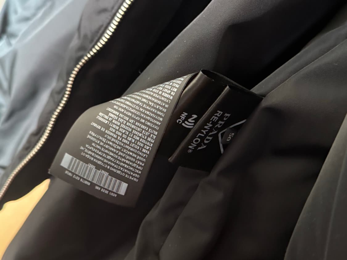 프라다 리나일론 후디드 푸퍼50 상품이미지2