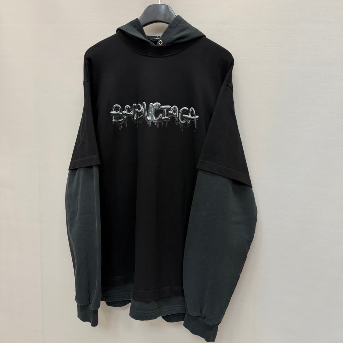 발렌시아가 슬라임 로고 더블 레이어드 슬리브 후드티 ( 110 ) 상품이미지3