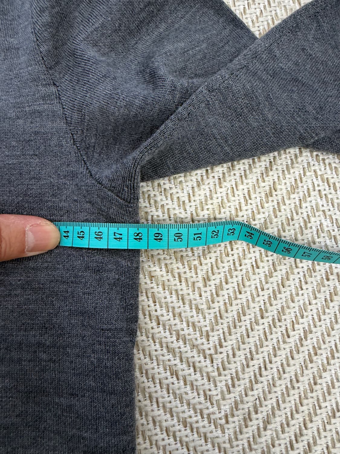 정품) Theory 띠어리 남성 그레이 니트 S  상품이미지7