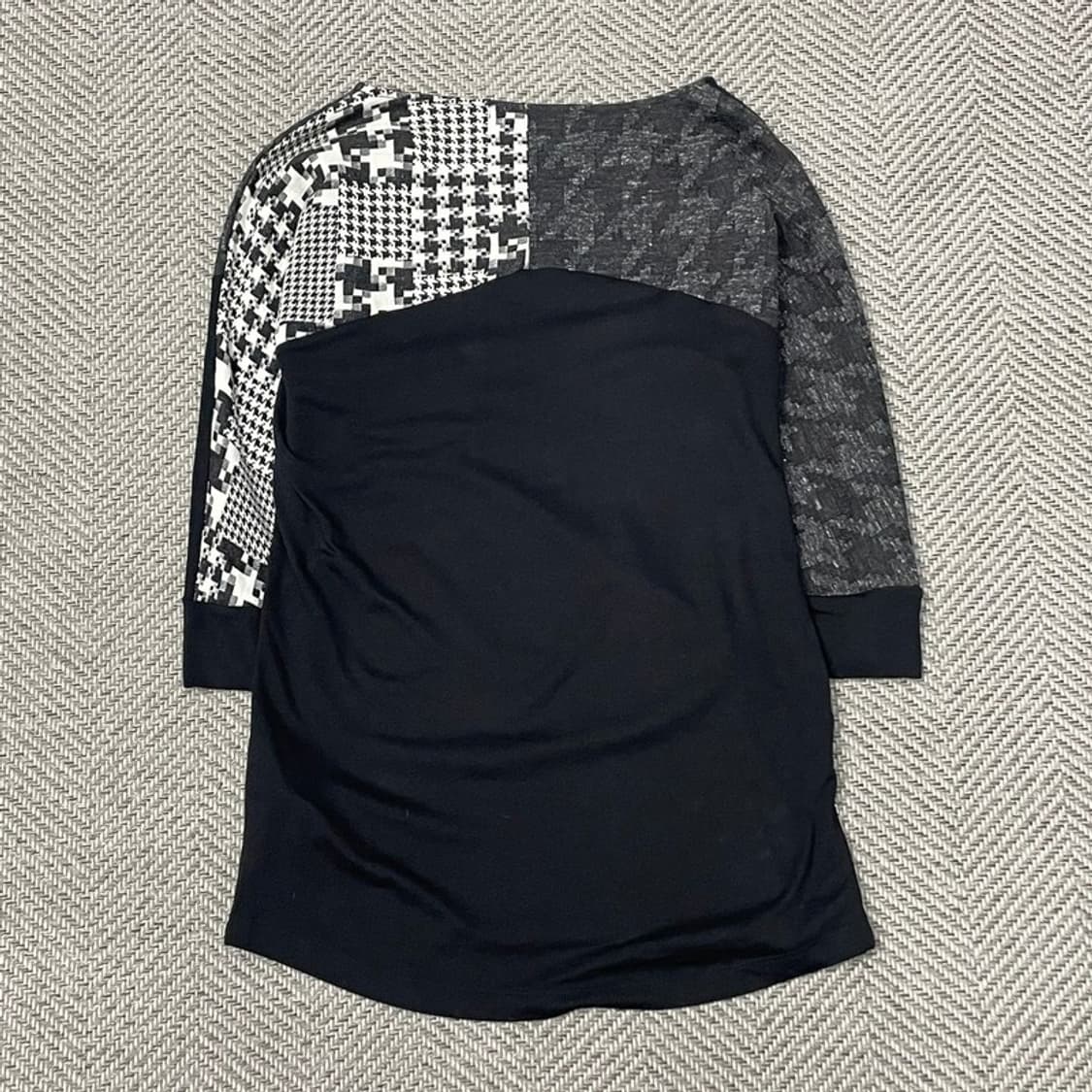 데시구알 패턴 티셔츠 v0059 상품이미지2