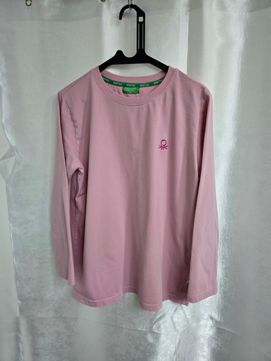 베네통 핑크색 긴팔 티셔츠 (1806) 상품이미지1