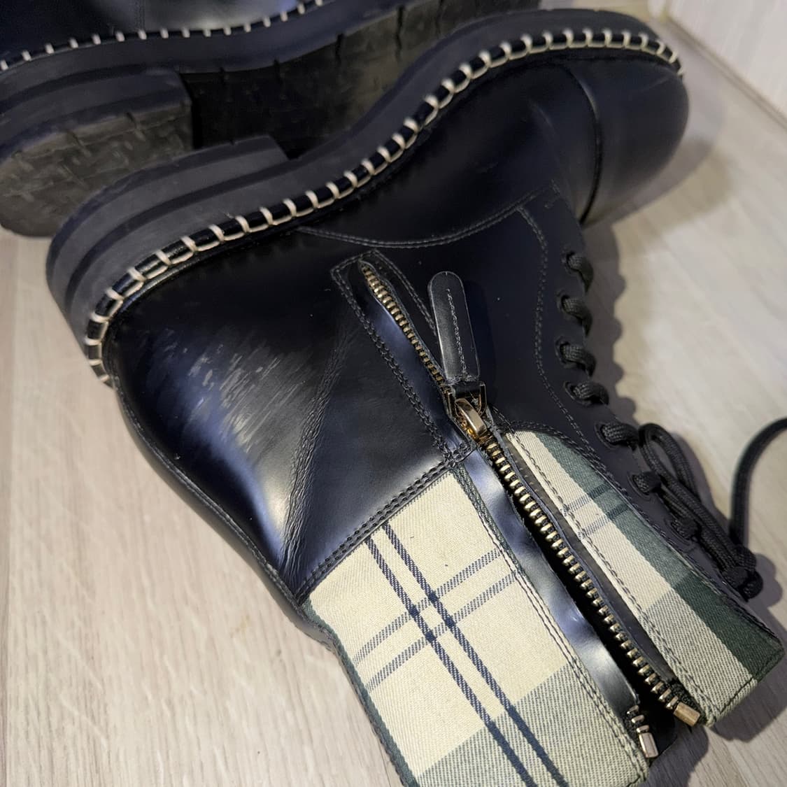 끌로애x 바버 앵클 부츠 블랙 37 (235-240) 상품이미지9