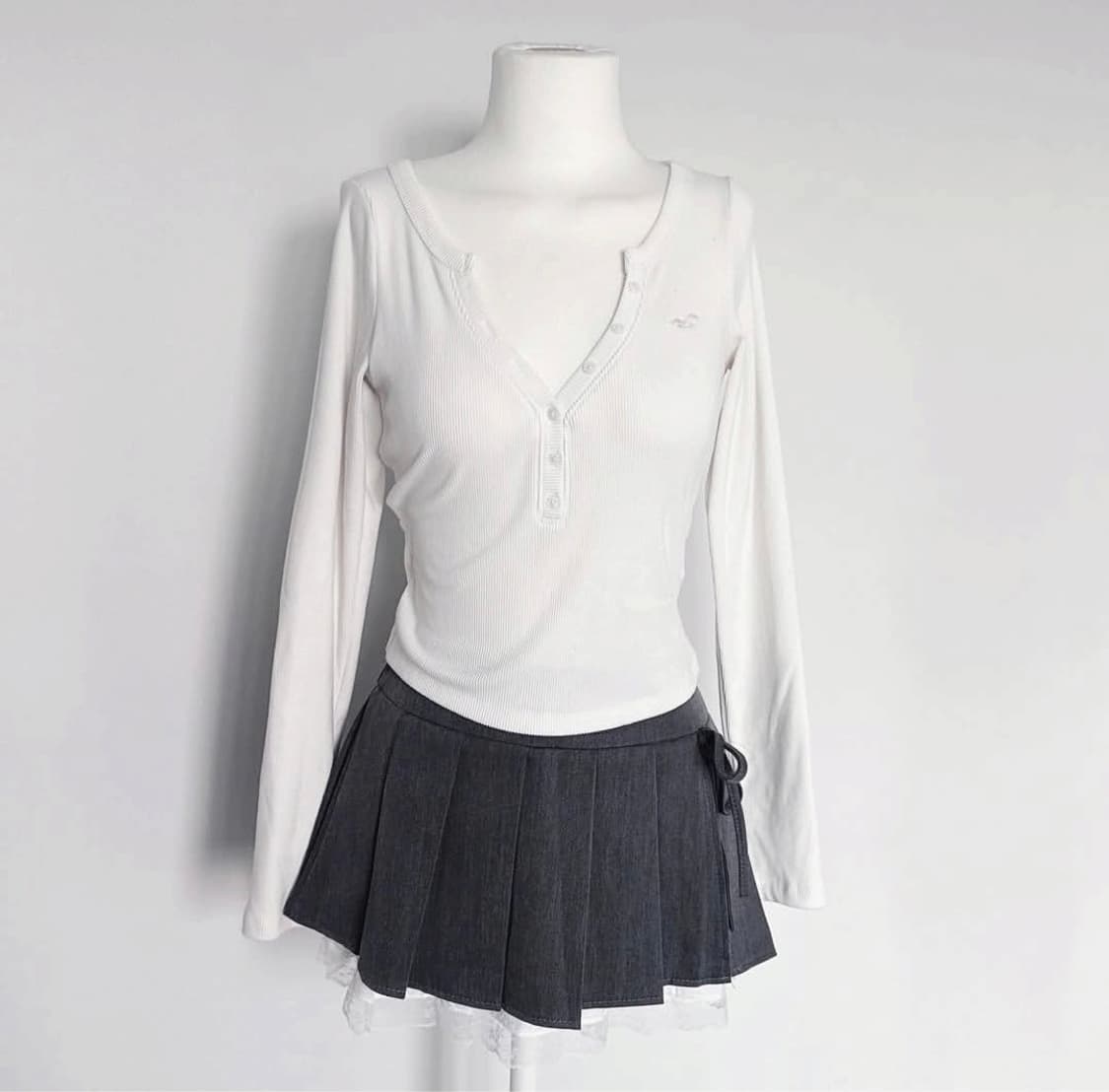 이코 빈티지 홀리스터 아베크롬비 헨리넥 딱붙핏 롱슬리브 브이넥 발레코어 상품이미지1