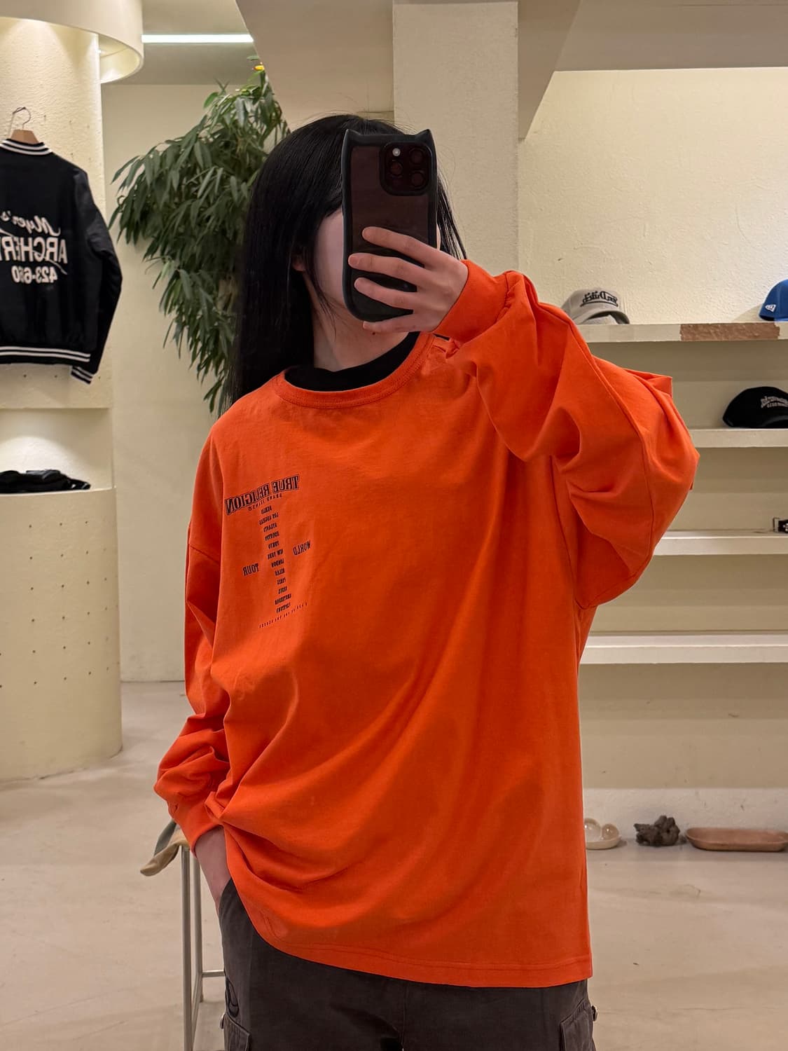 트루릴리전 월드투어 오렌지 빅로고 롱슬리브 U143 상품이미지1