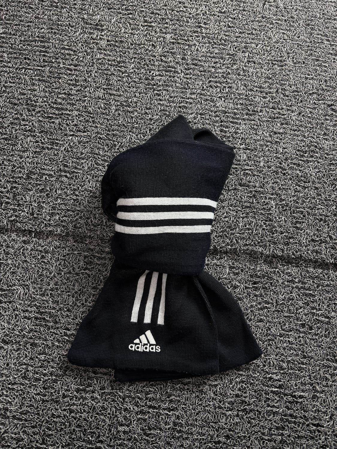 00s 아디다스 올드스쿨 에센셜 블랙 머플러 2969 상품이미지2
