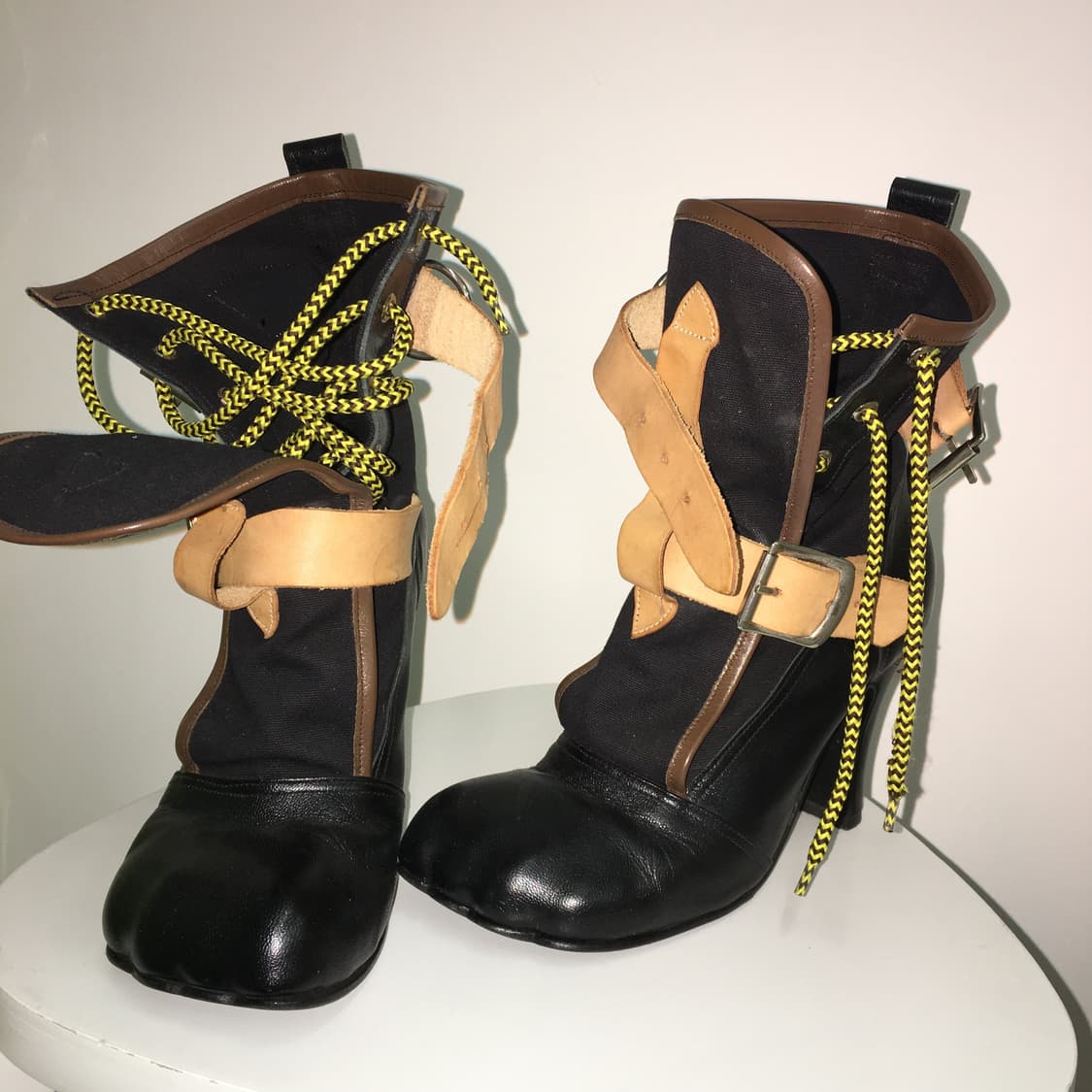 vivienne westwood animal toe 가죽 부츠 상품이미지1