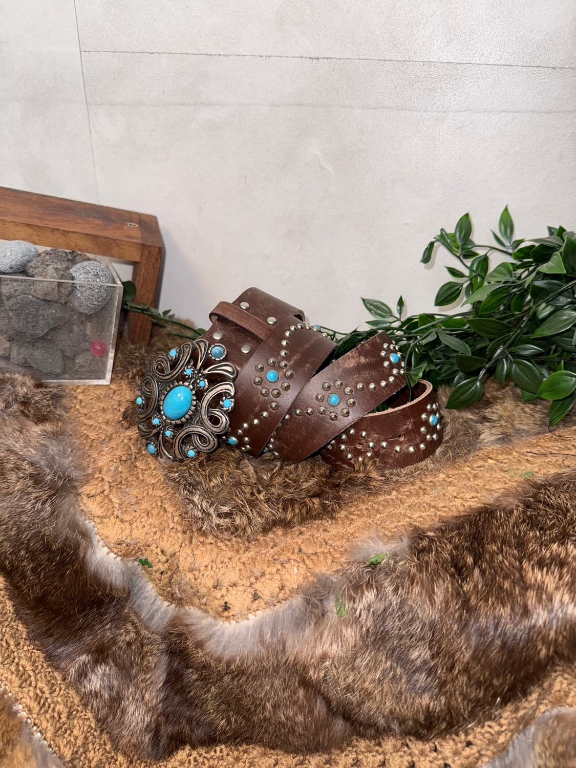 Brown turquoise stud leather belt 상품이미지2