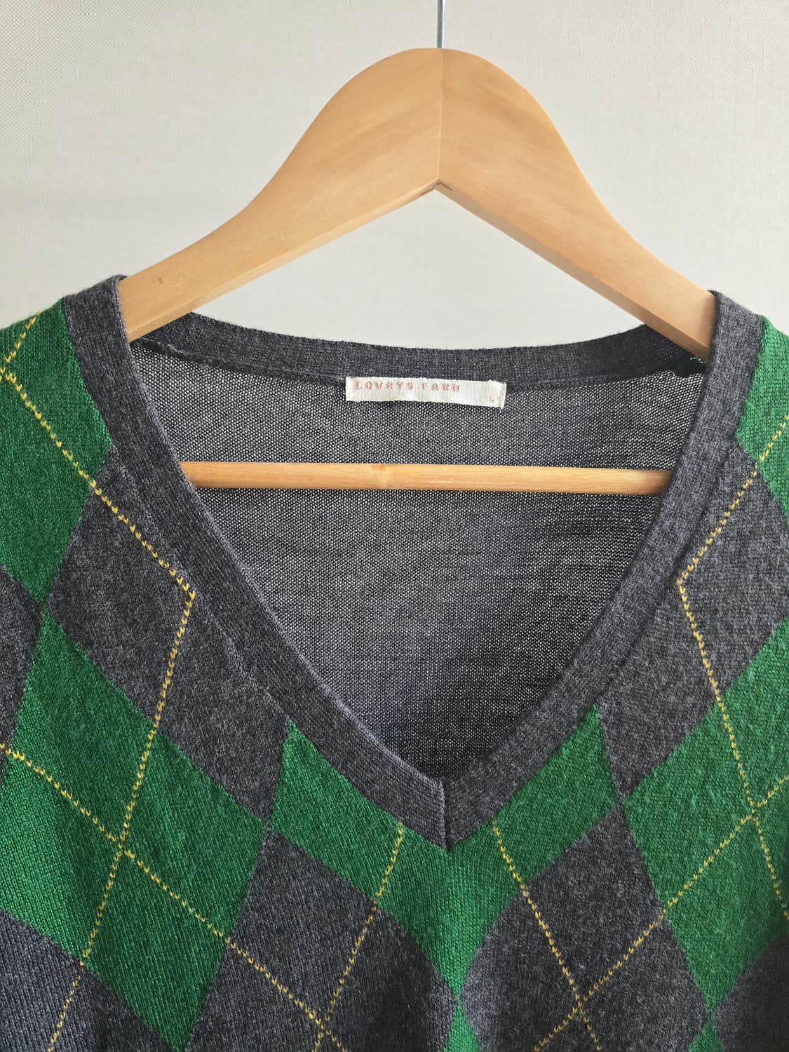 로리즈팜 LOWRYS FARM 아가일 브이넥 니트 상품이미지2