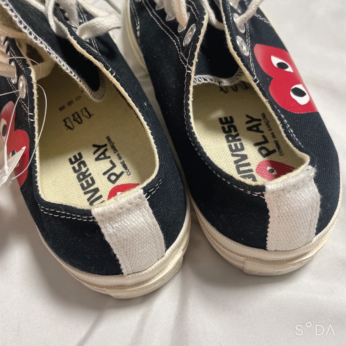 (새상품급)꼼데 컨버스 블랙 척테일러 스니커즈 245 상품이미지5