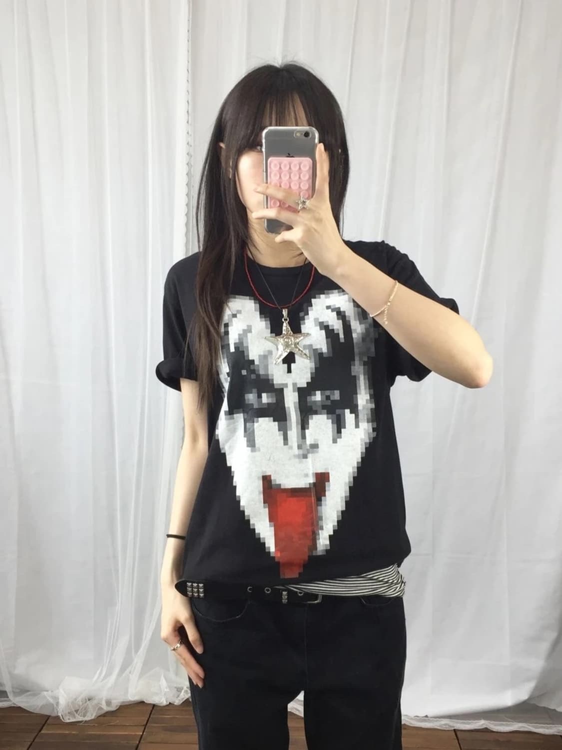 UNIQLO UT KISS Graphic Tee Black 상품이미지1