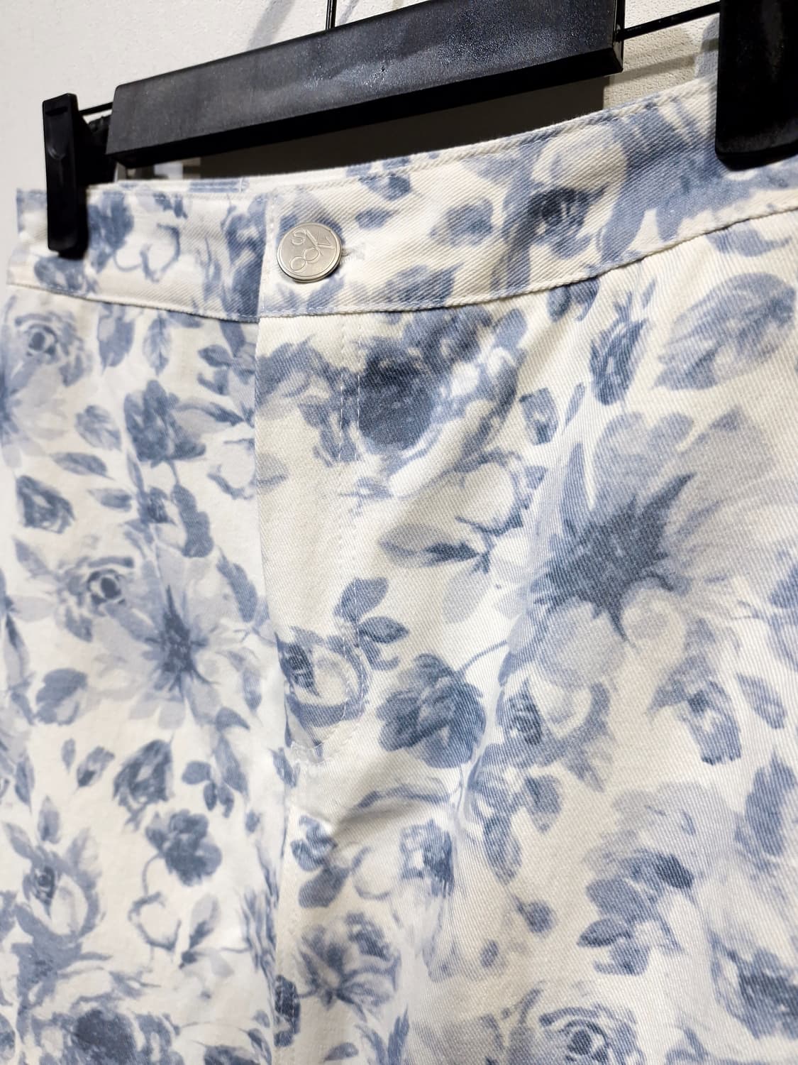 시눈(SINOON) 로즈 프린트 스커트 블루 상품이미지5