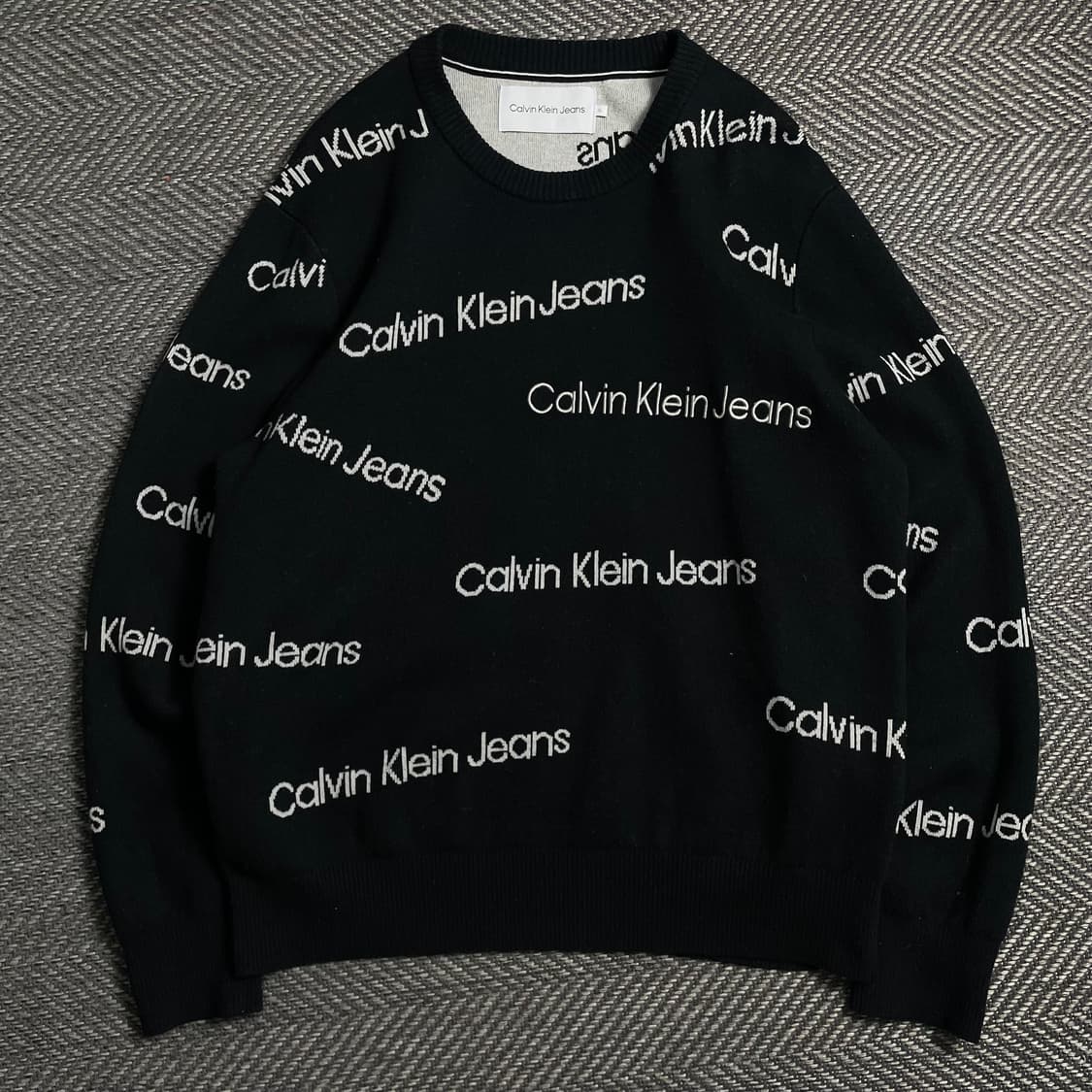 캘빈클라인 로고 플레이 라운드 울 니트 블랙y 4754 상품이미지2