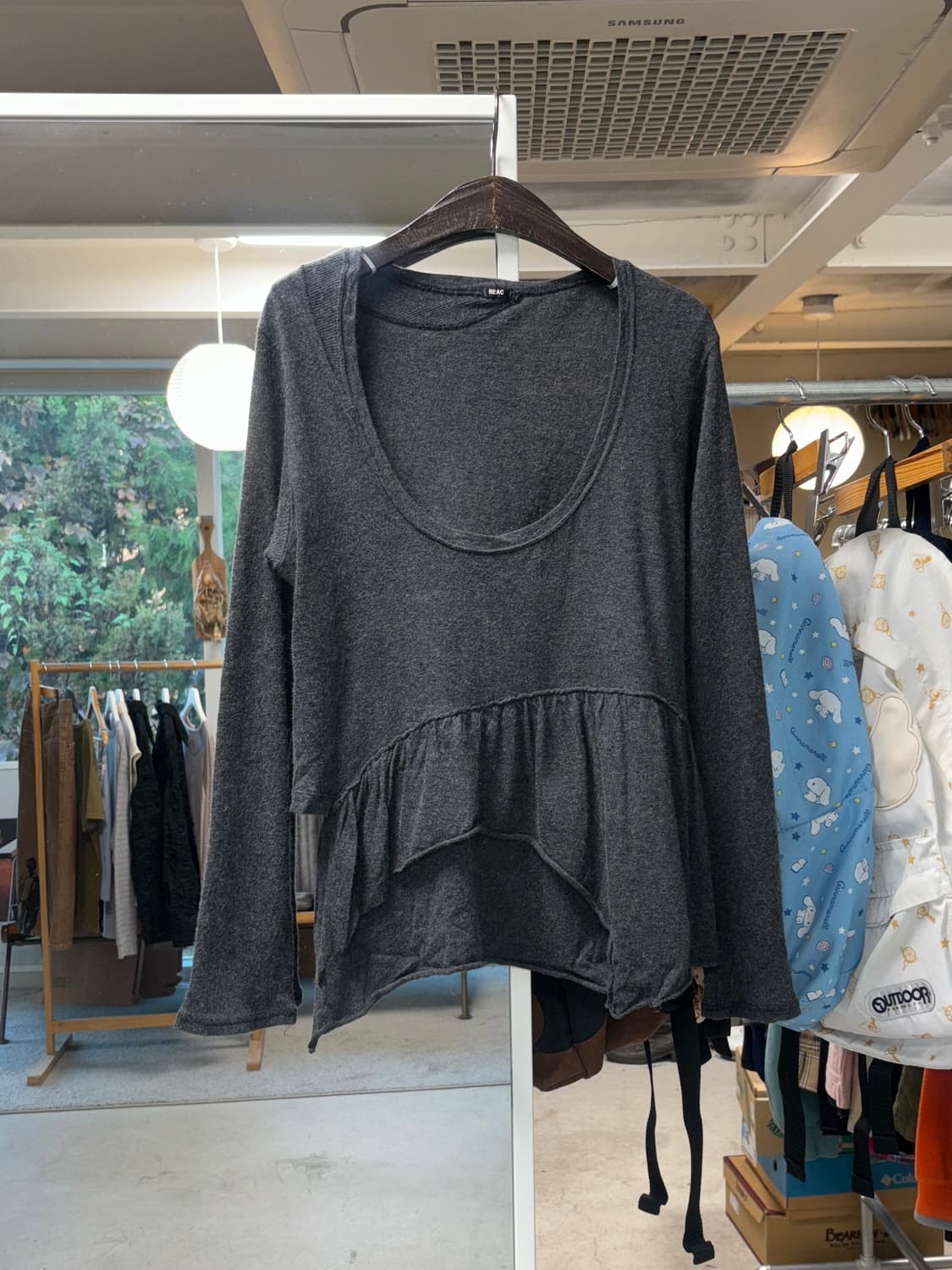 Reac 비대칭 니트  상품이미지1