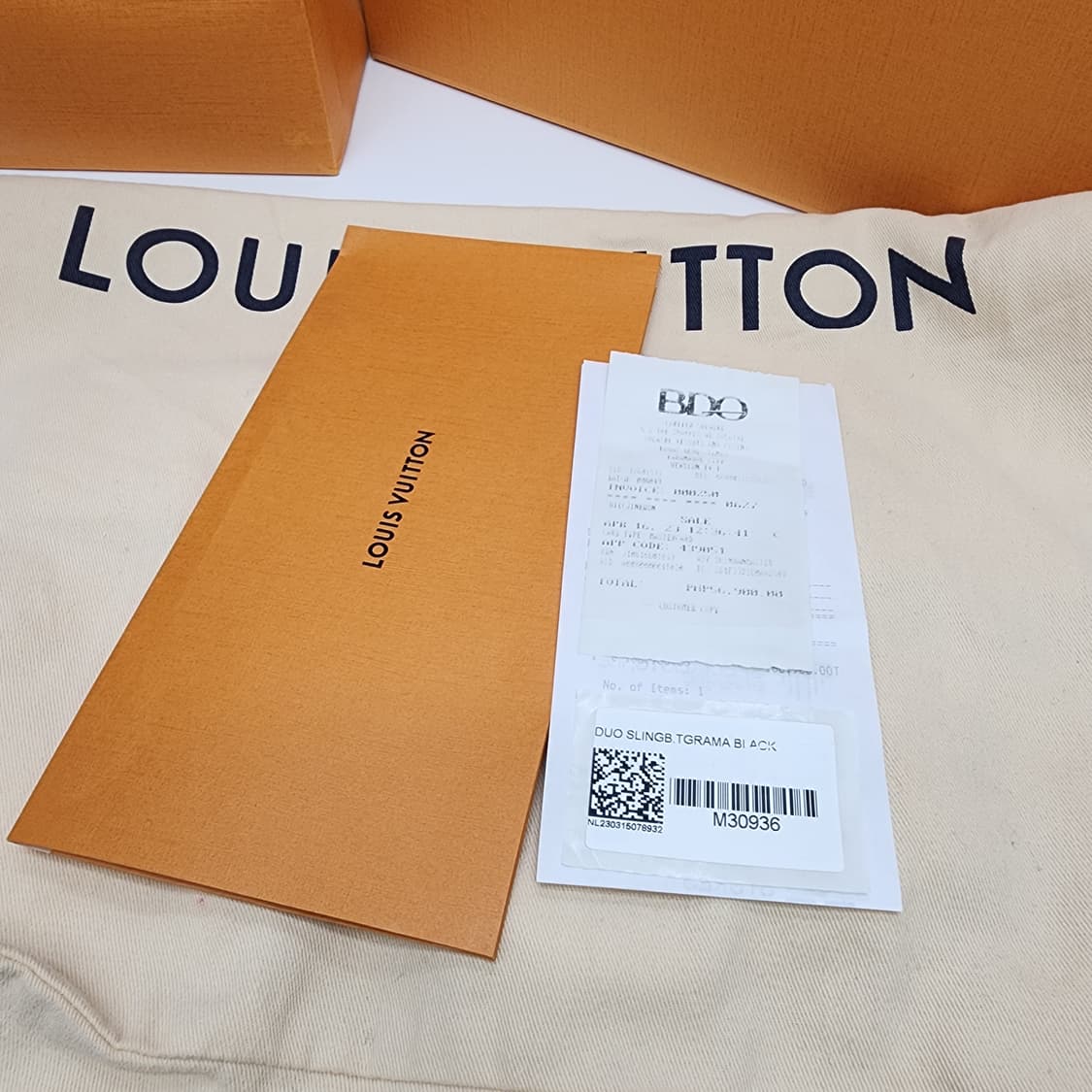 전시품급 루이비통 듀오 슬링백 내장칩 M30936 상품이미지10