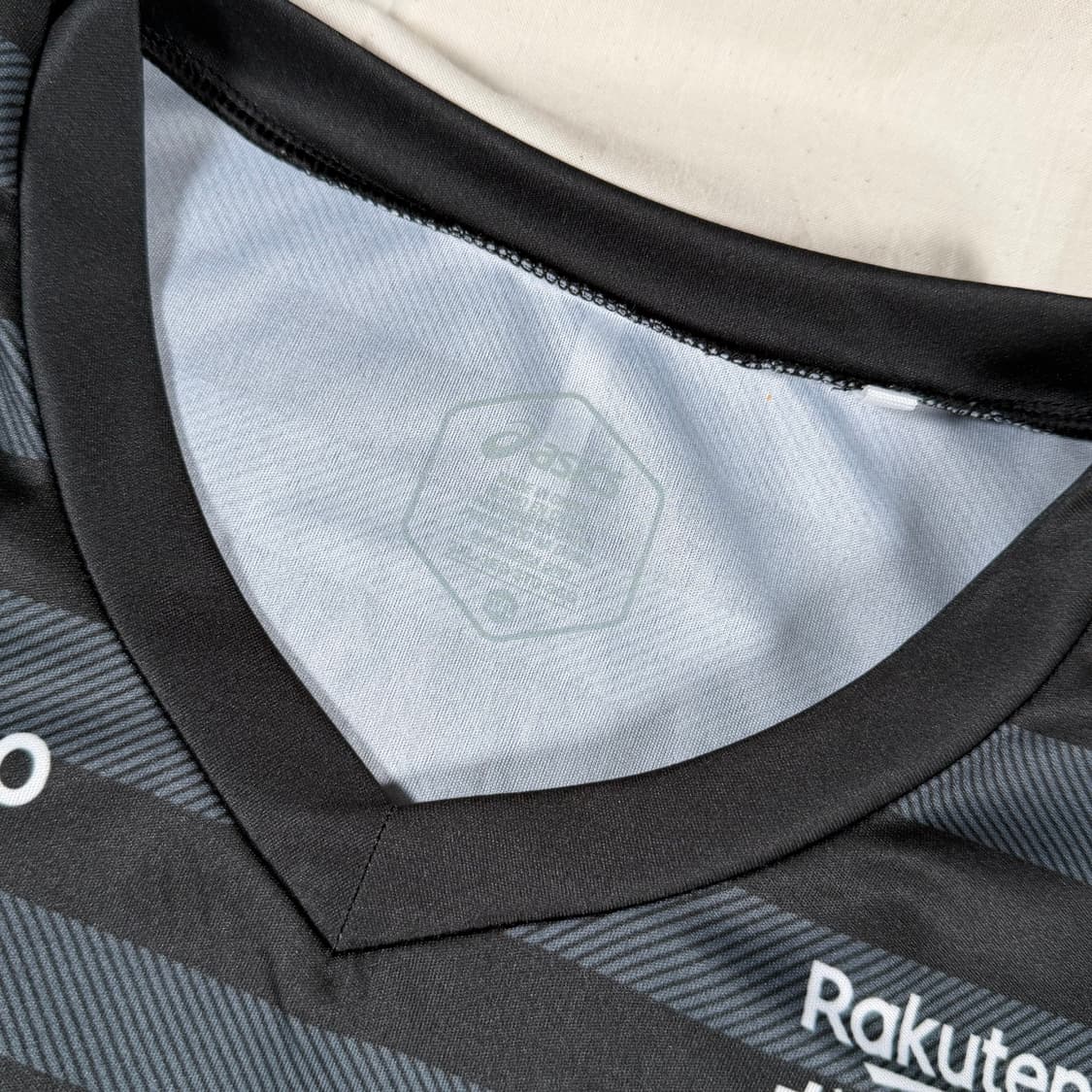 19 아식스 빗셀 고베 축구 유니폼 이니에스타 상품이미지3