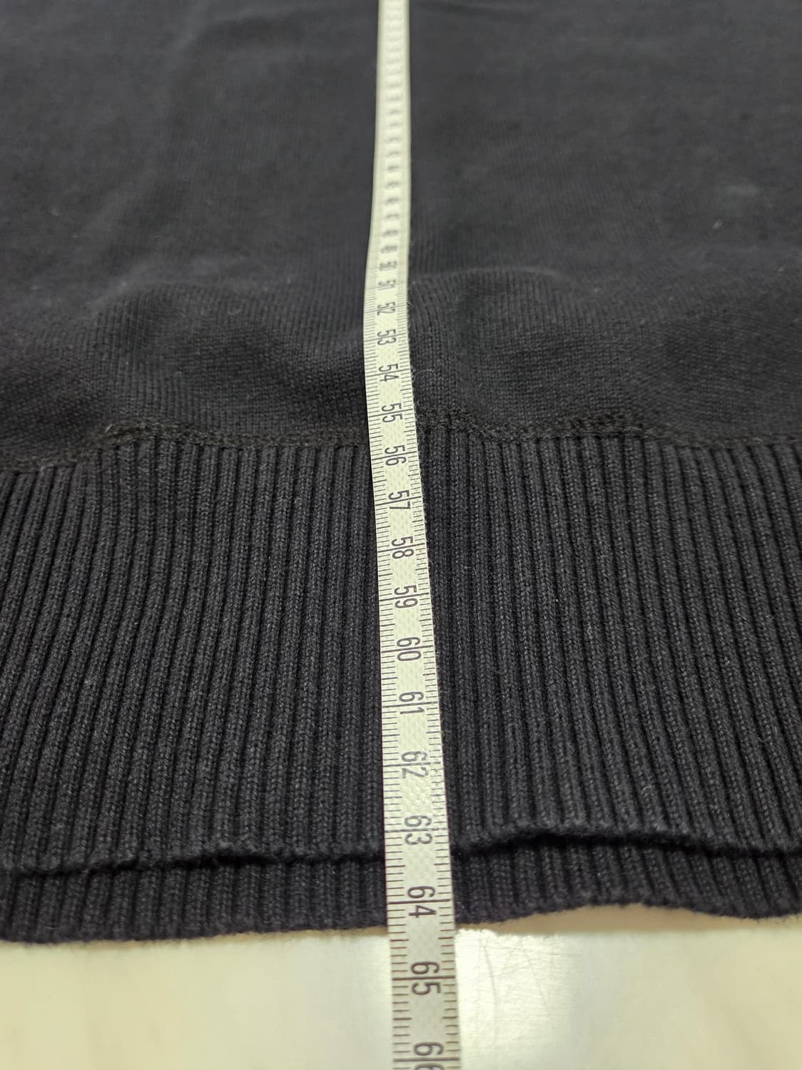 씨피컴퍼니 렌즈 와펜 니트 상품이미지4