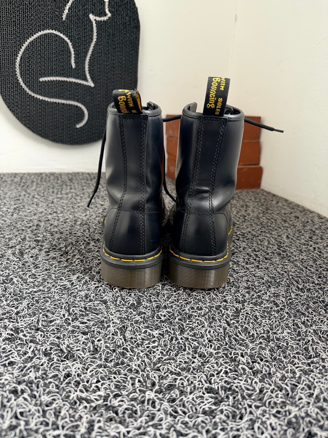 닥터마틴 1460 8홀 스무스 가죽 부츠 상품이미지3