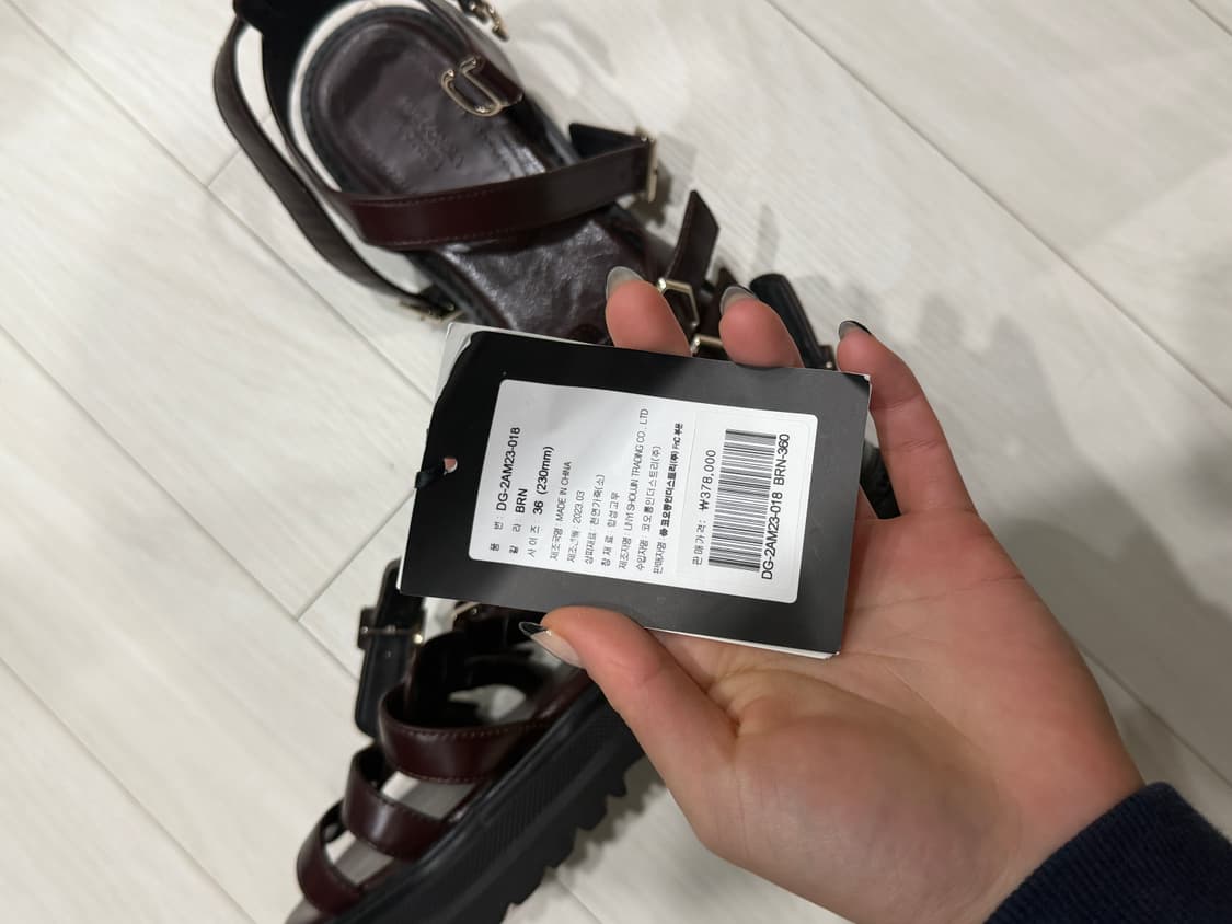 슈콤마보니 샌달 36사이즈 (230) 상품이미지2