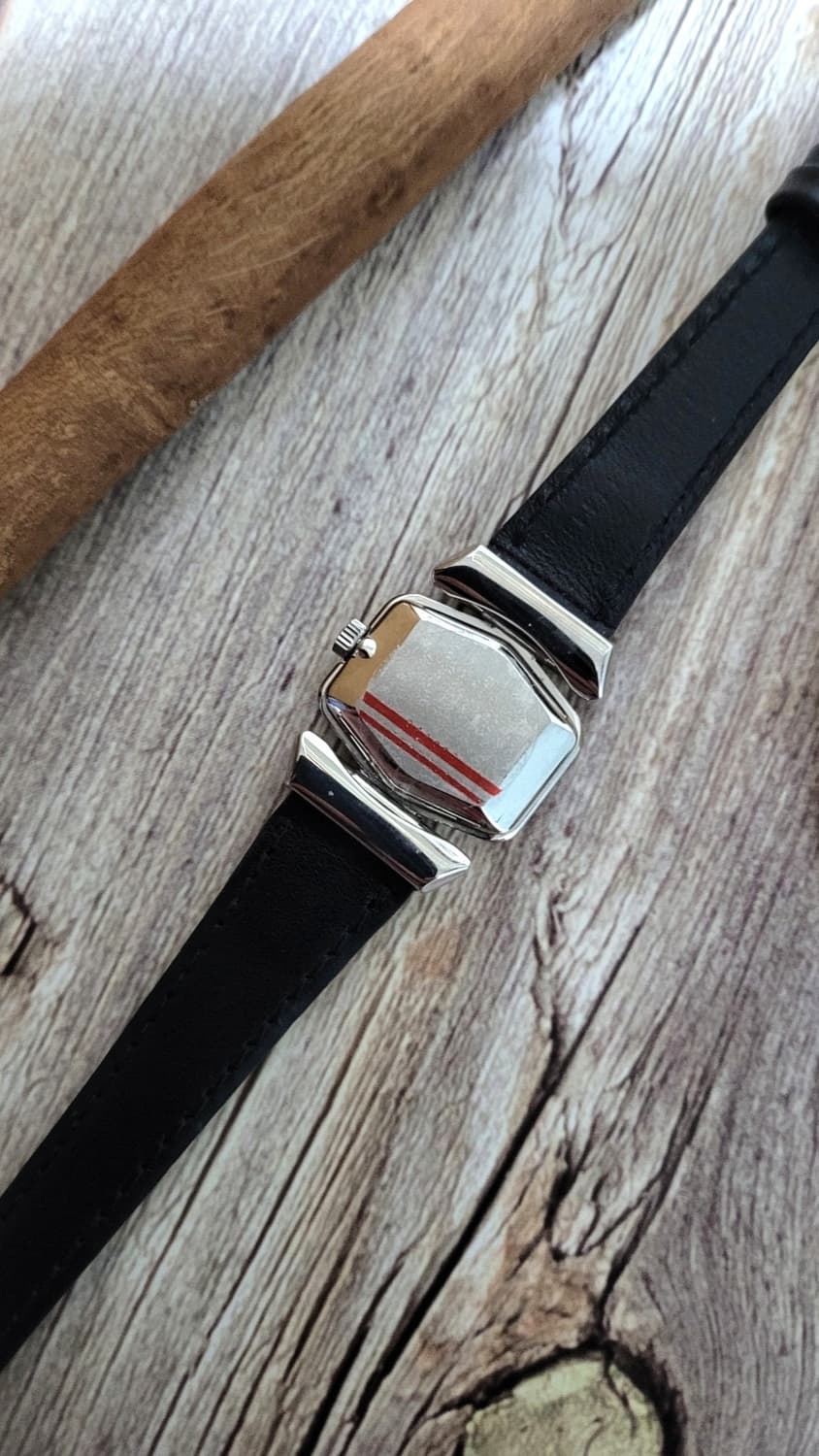 [특가상품]정품 빈티지 유니버셜 제네브 헥사곤케이스 힌지드러그 수동시계 상품이미지8