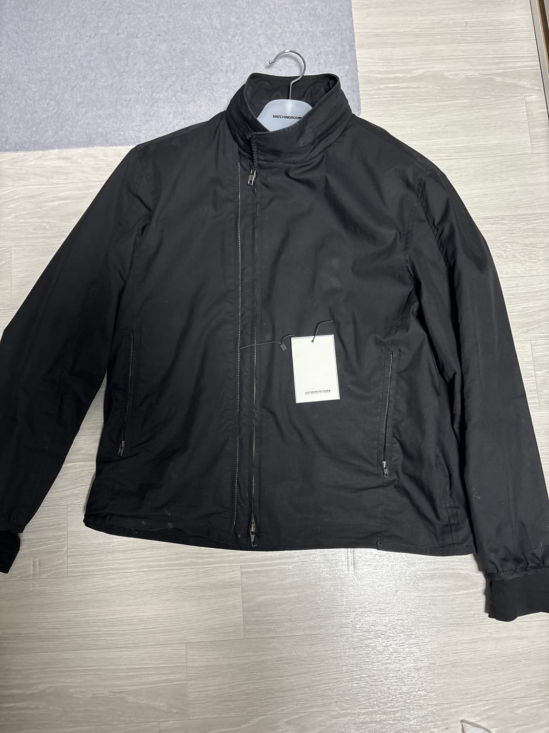 해칭룸 Diagonal Zip Jacket V2 Black 상품이미지1